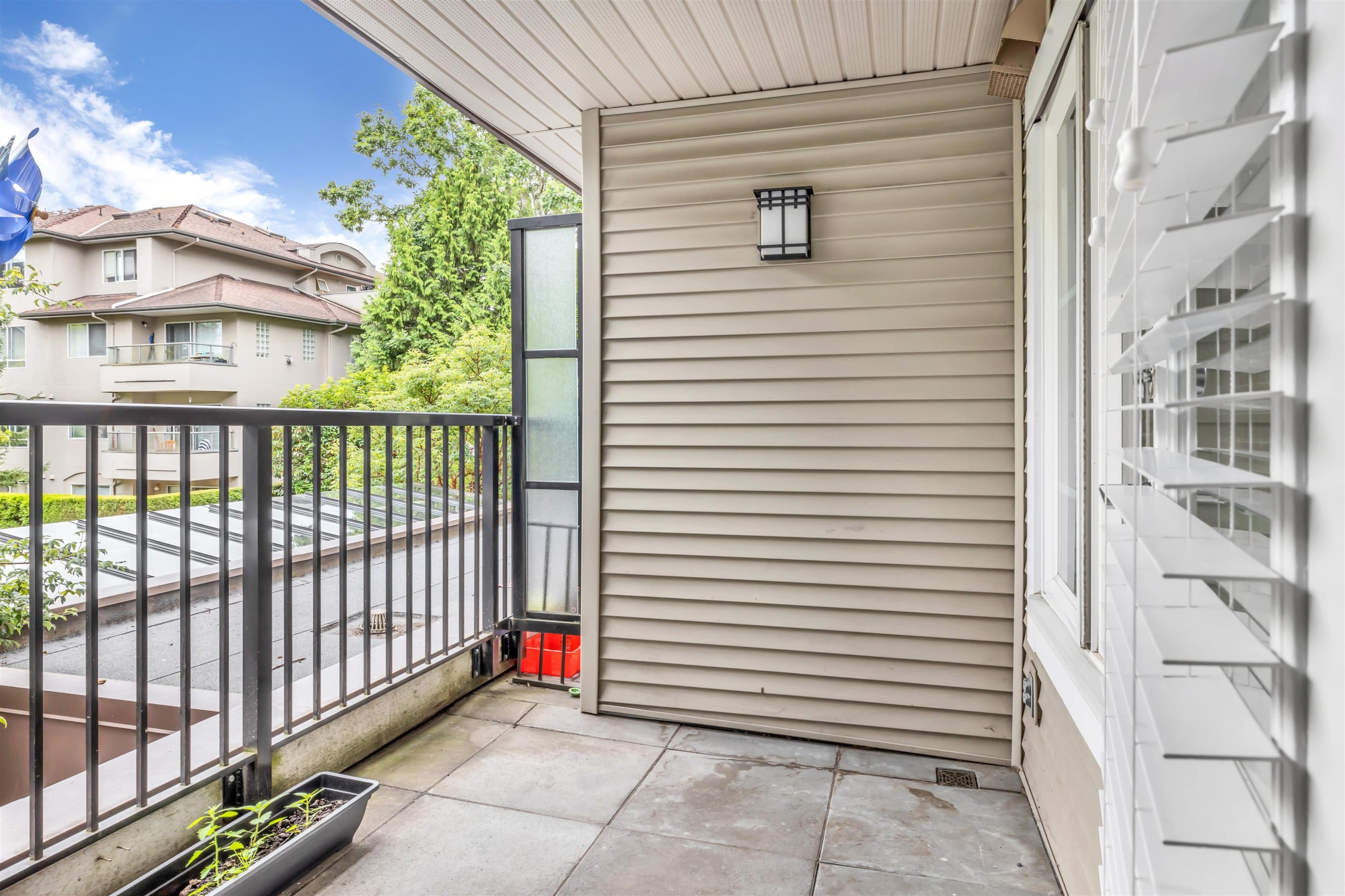 









13740


75a

Avenue, 202,
Surrey,




BC
V3W 0E8

