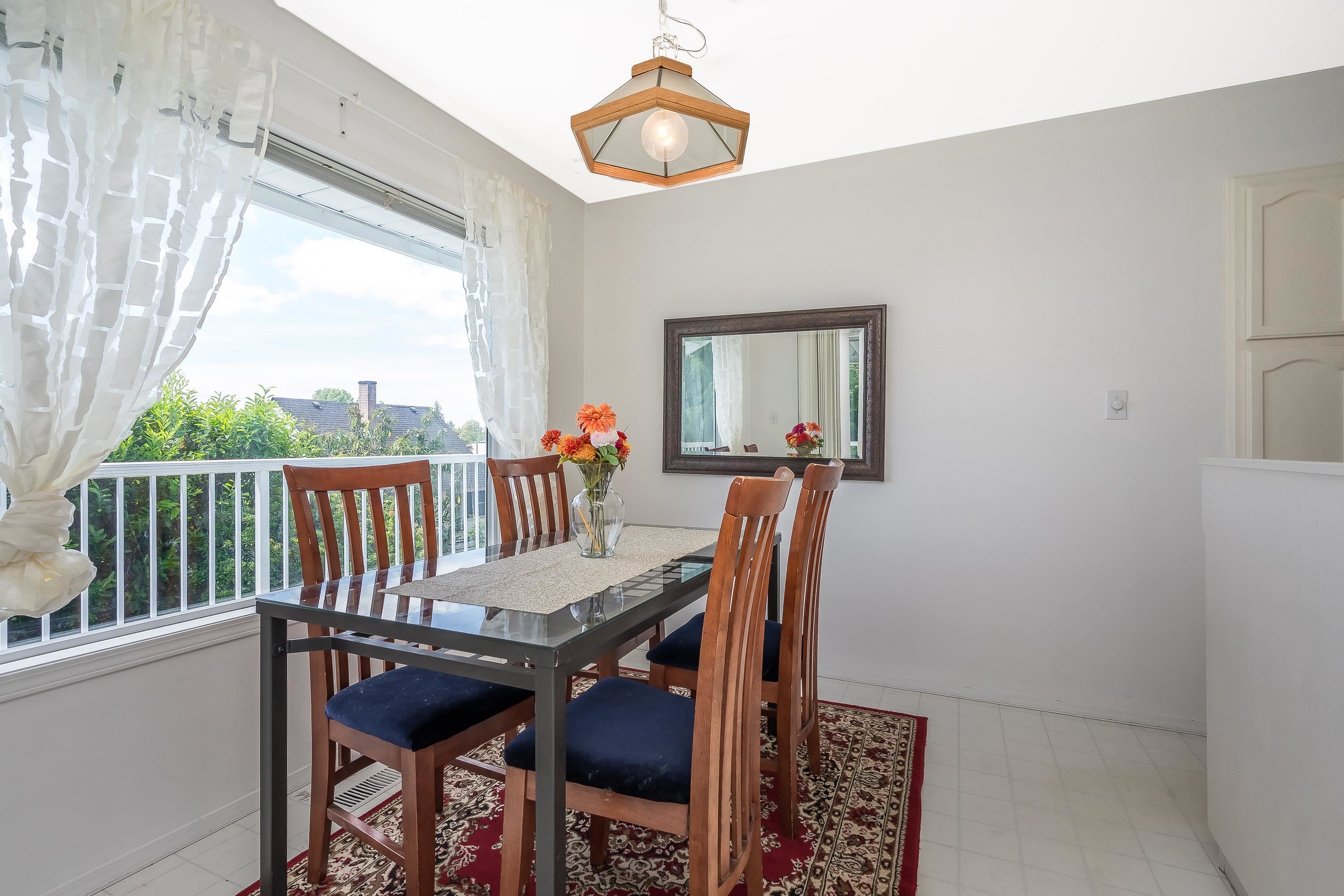 









32948


10

Avenue,
Mission,




BC
V2V 2K3

