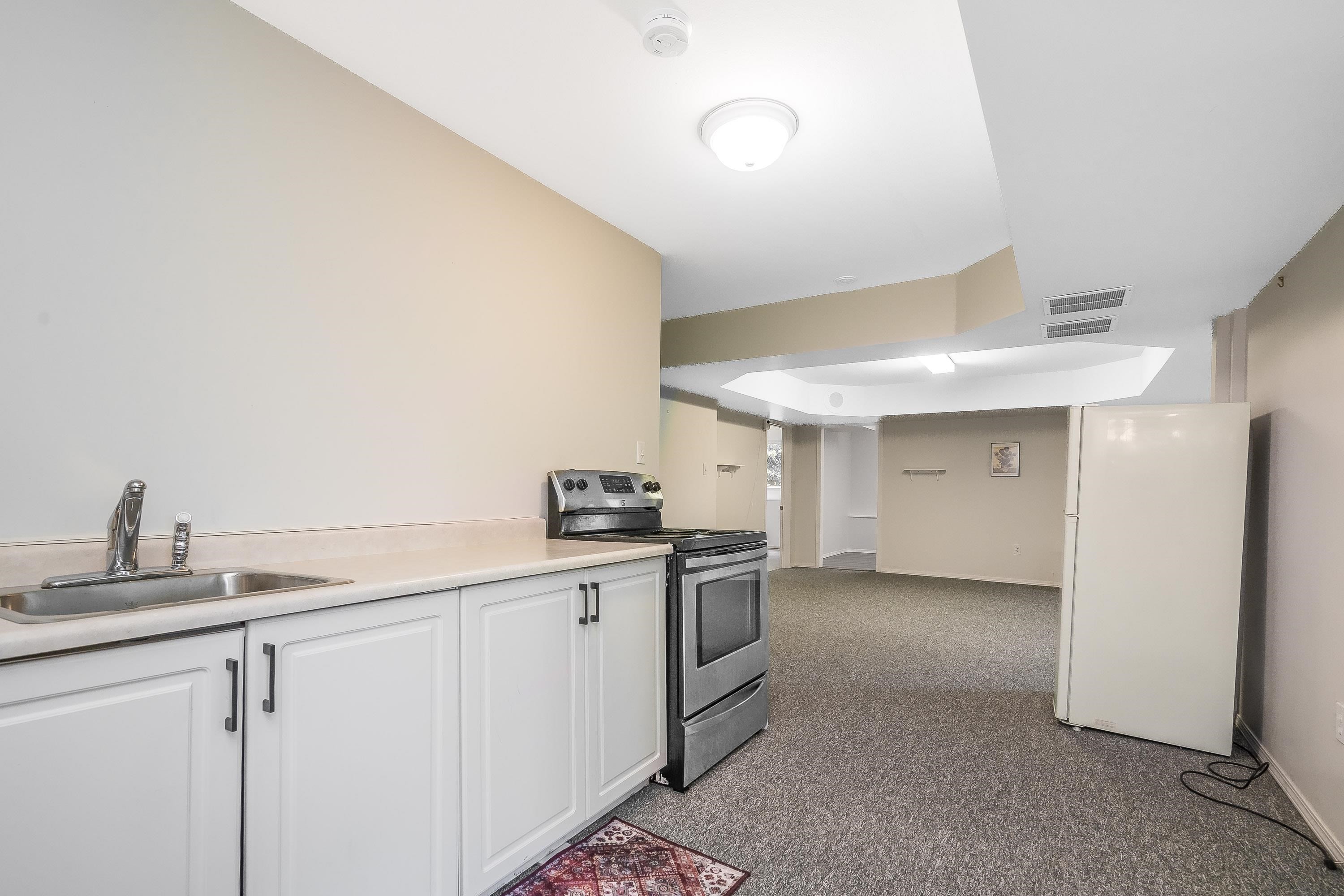 









32948


10

Avenue,
Mission,




BC
V2V 2K3

