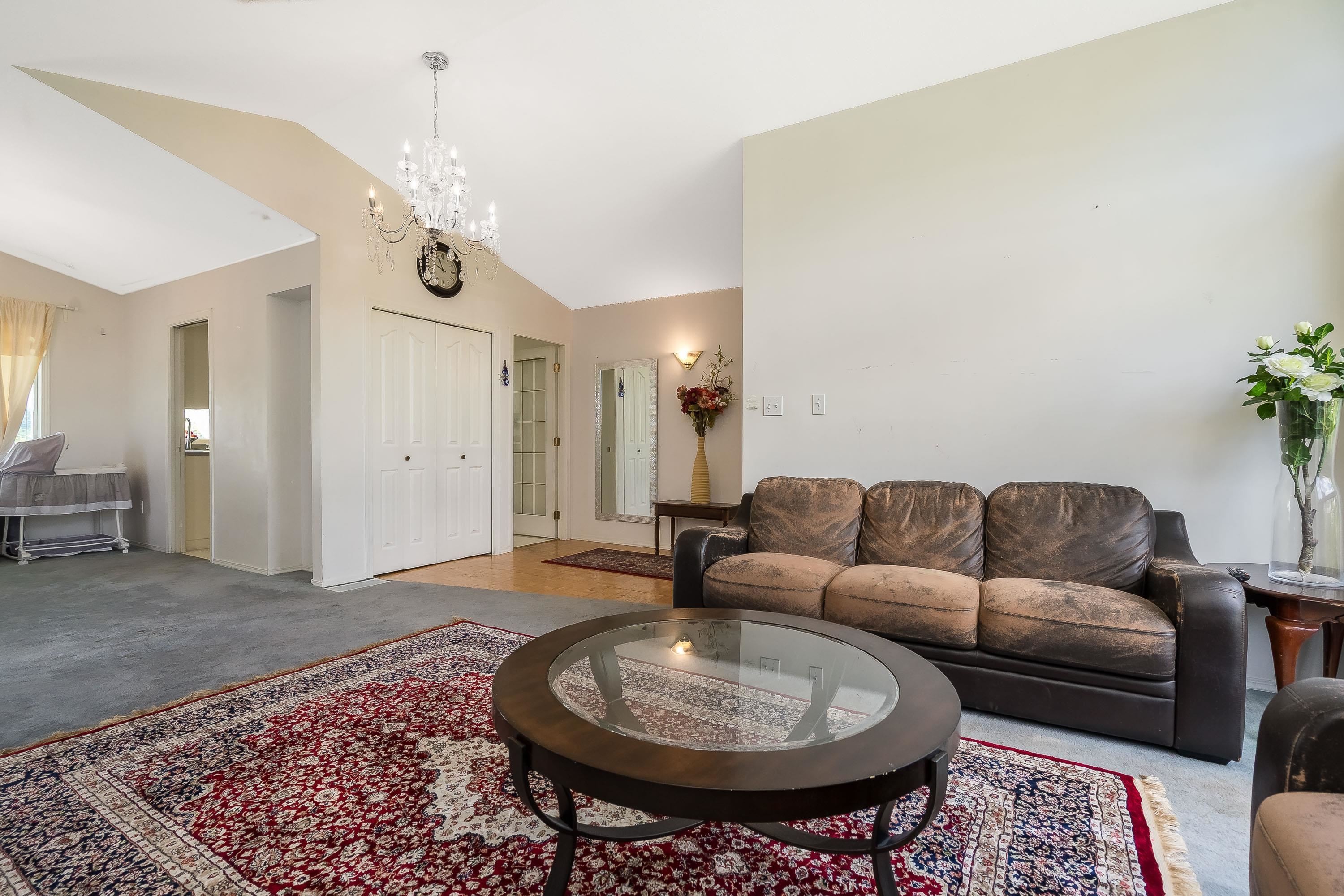 









32948


10

Avenue,
Mission,




BC
V2V 2K3

