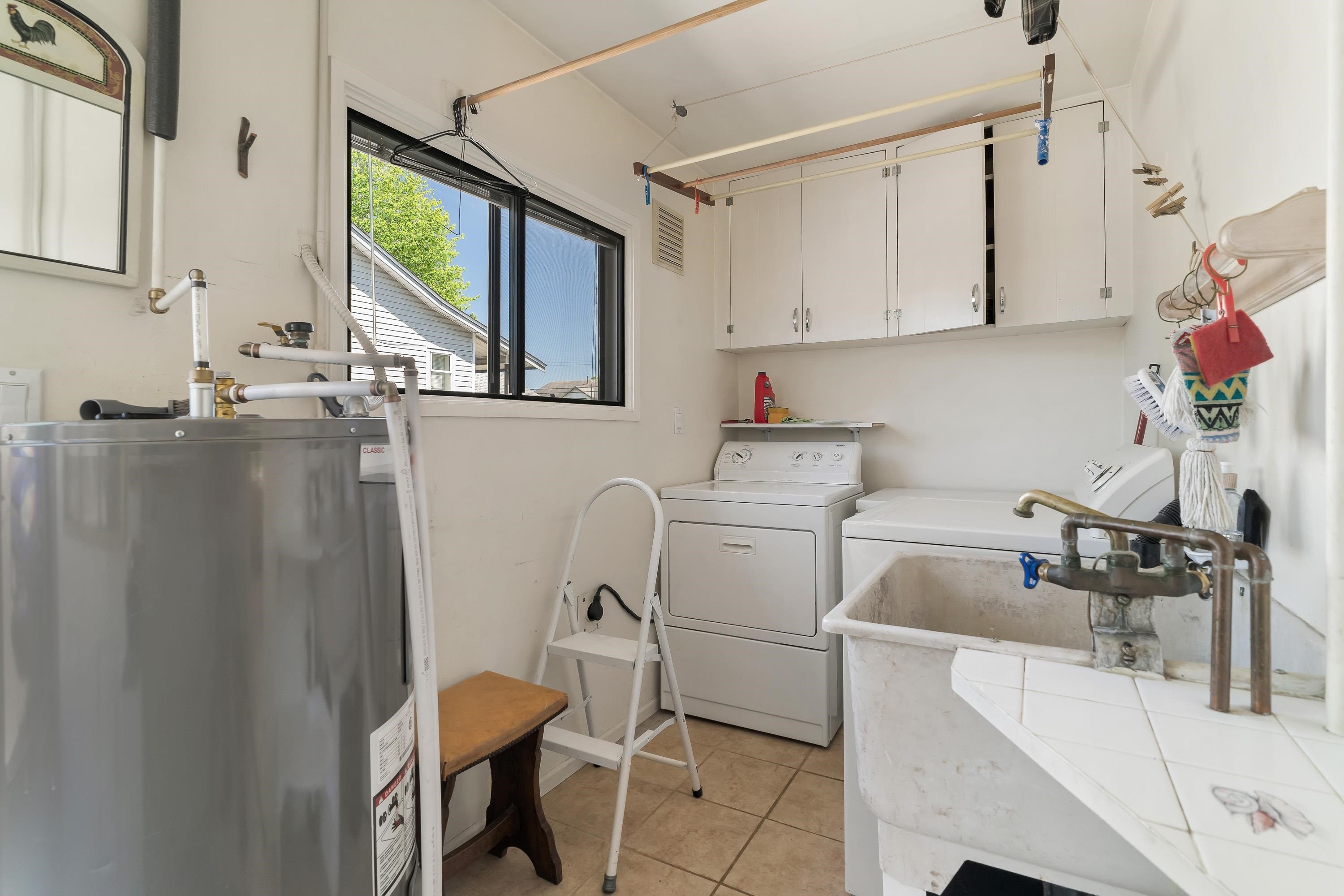 









6069


188

Street,
Surrey,




BC
V3S 7V9

