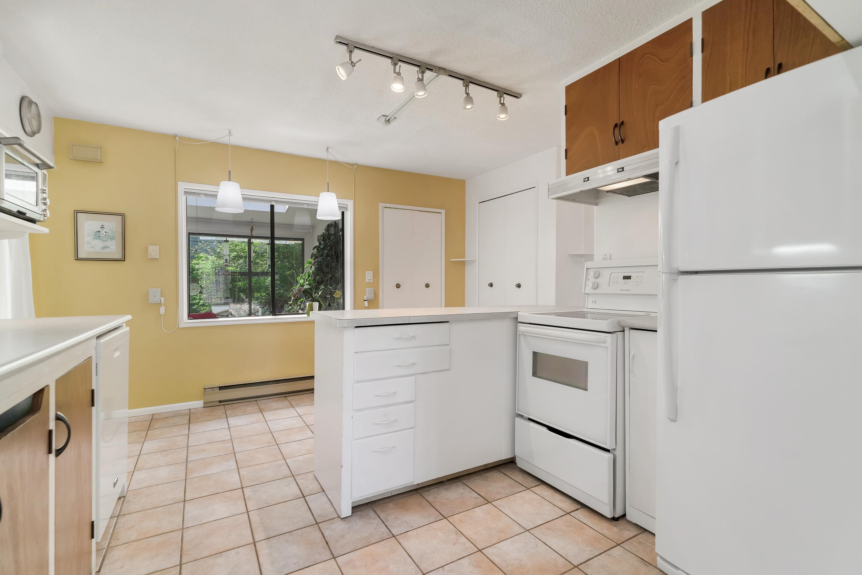 









6069


188

Street,
Surrey,




BC
V3S 7V9

