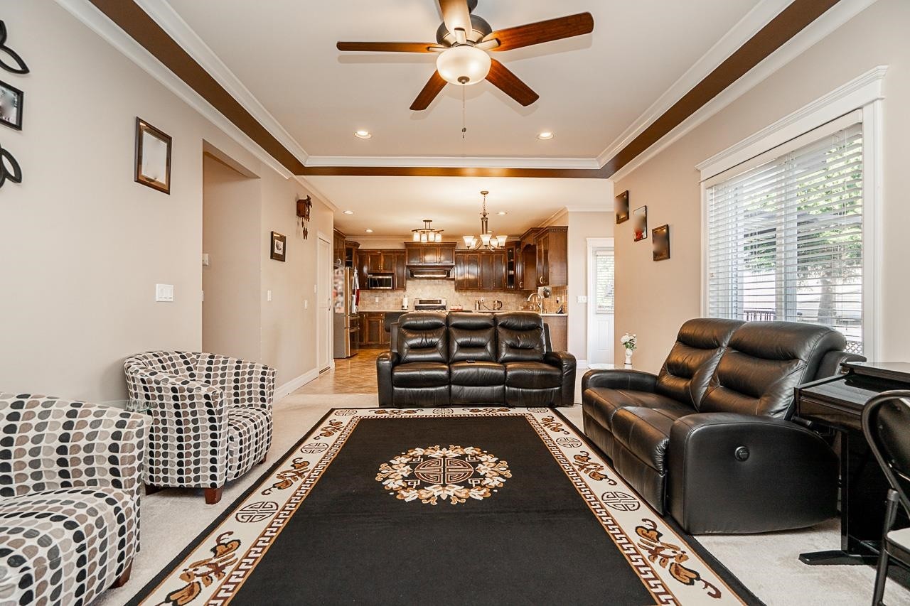 









6170


145a

Street,
Surrey,




BC
V3S 8L1

