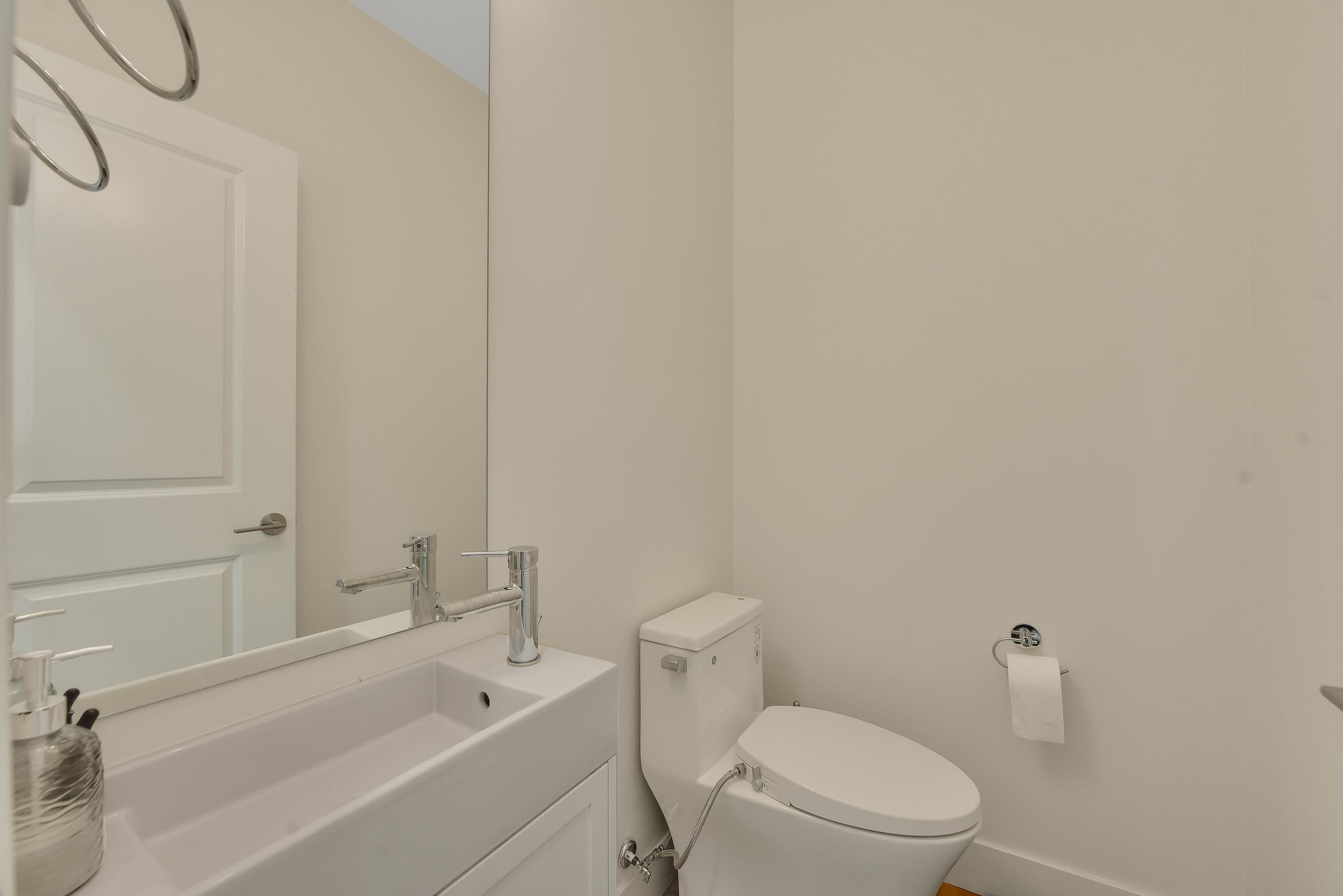 









12830


62

Avenue, 27,
Surrey,




BC
V3X 0K8


