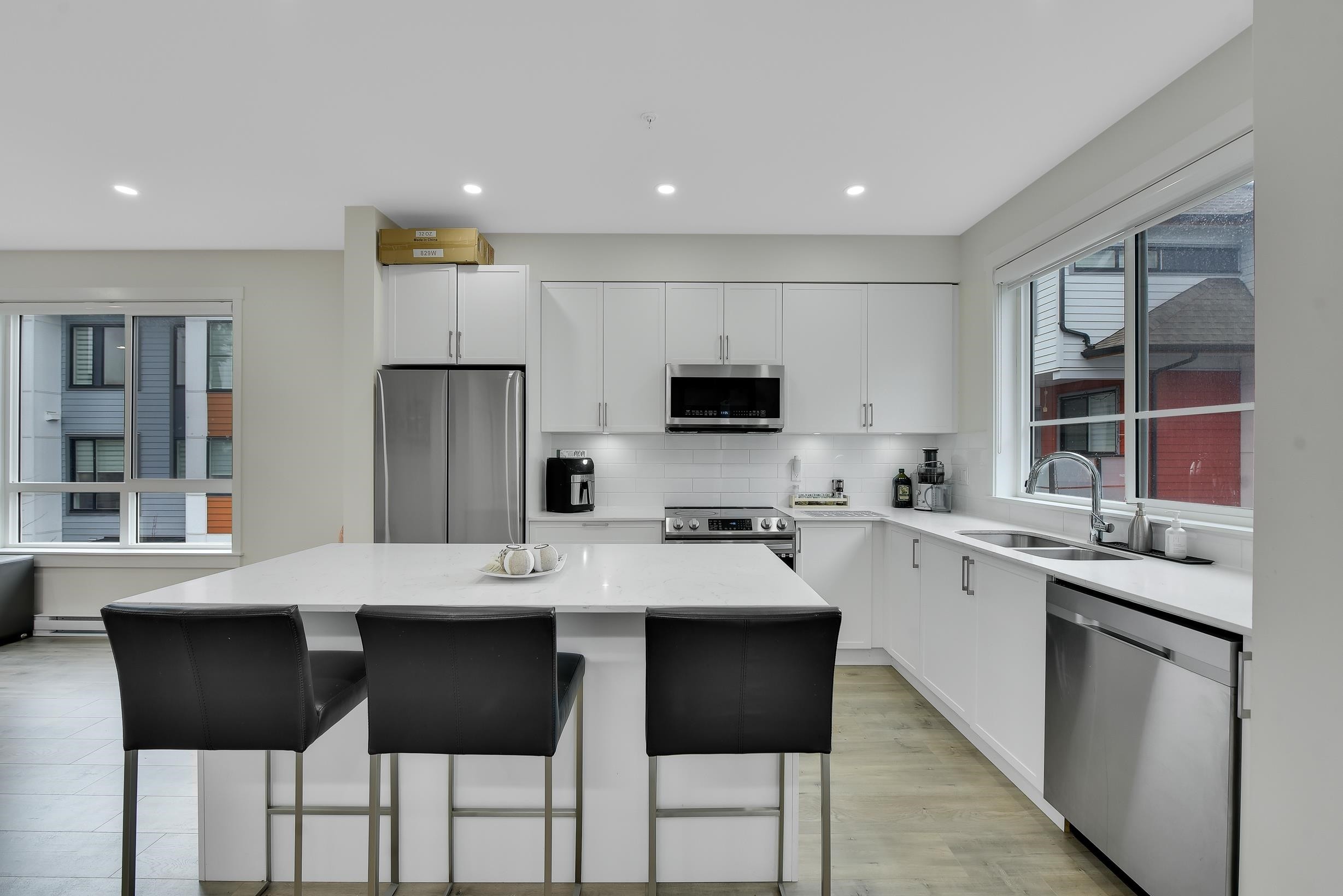 









12830


62

Avenue, 27,
Surrey,




BC
V3X 0K8


