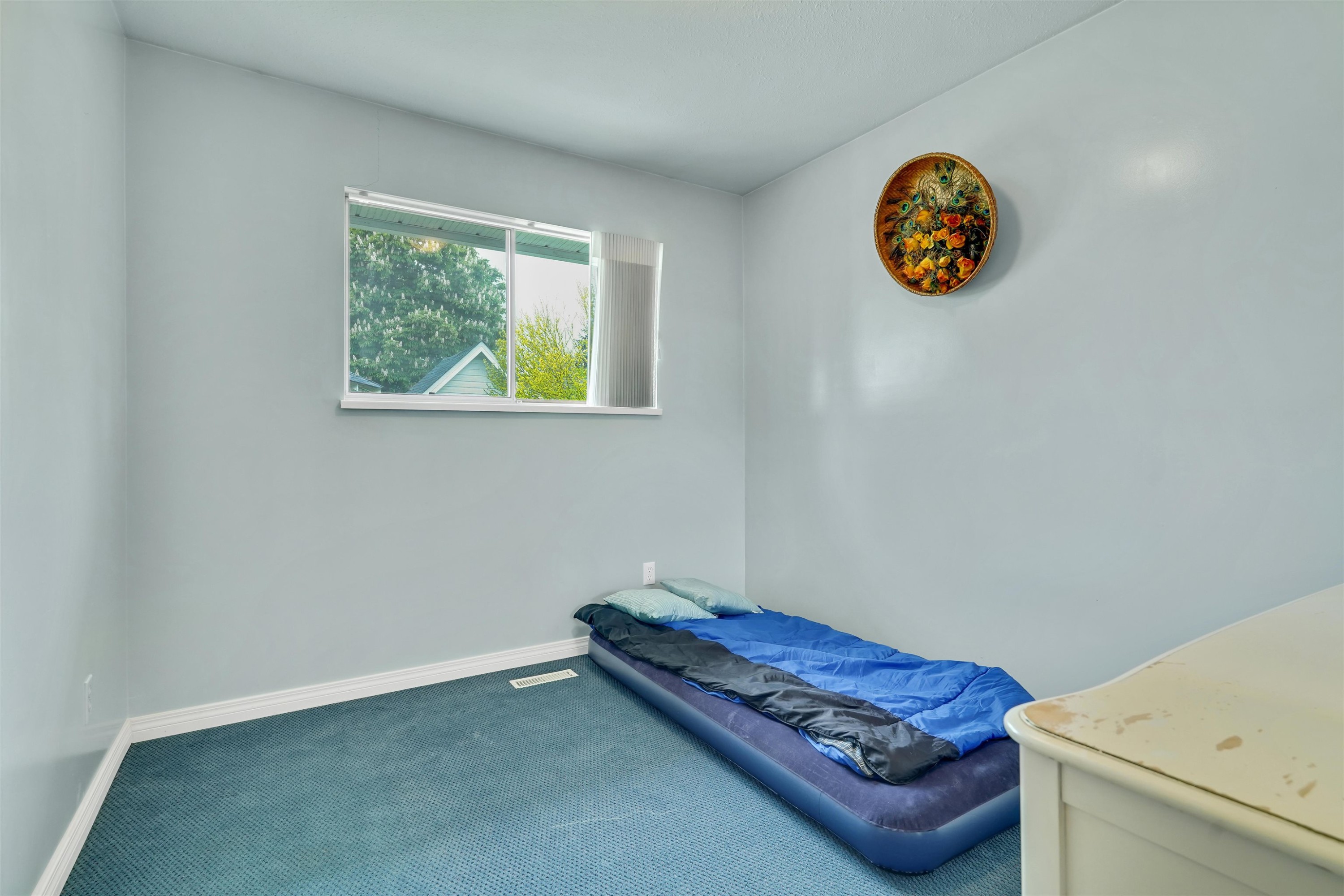 









17829


59

Avenue,
Surrey,




BC
V3S 1P6

