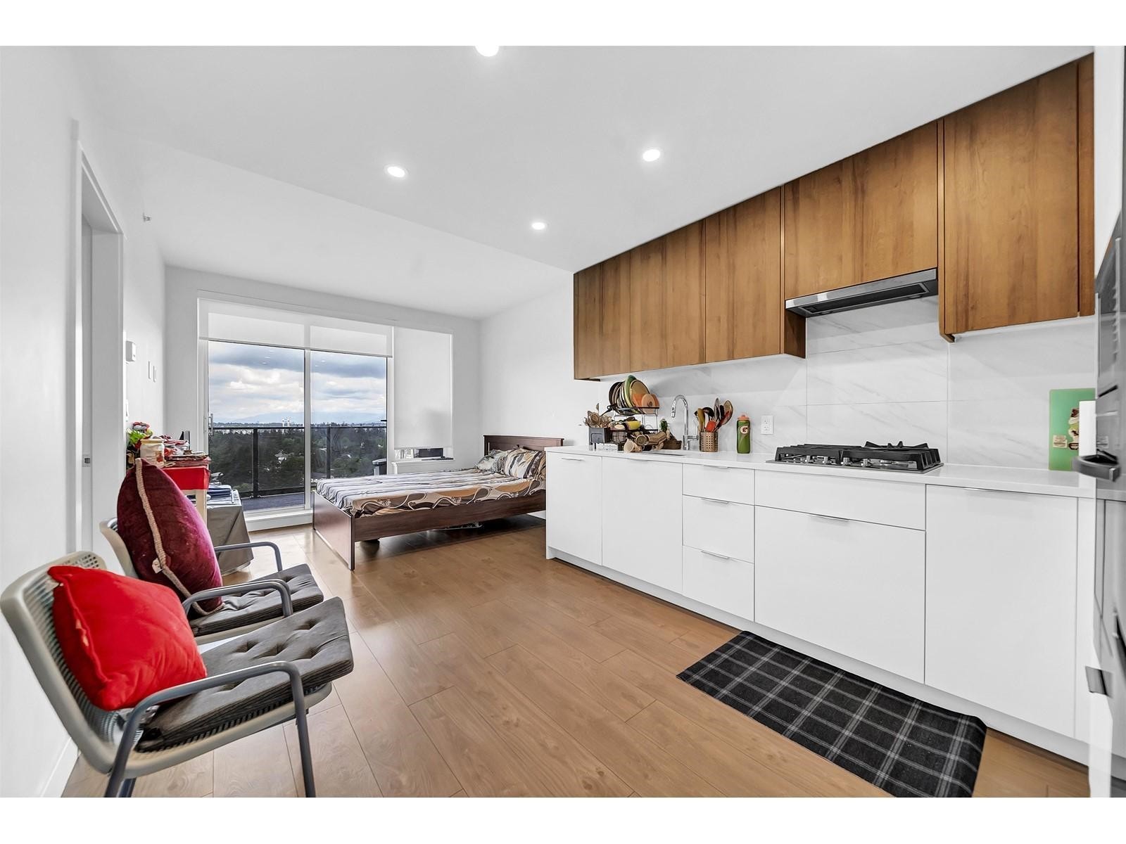 









13359


Old Yale

Road, 1408,
Surrey,




BC
V3T 0S4

