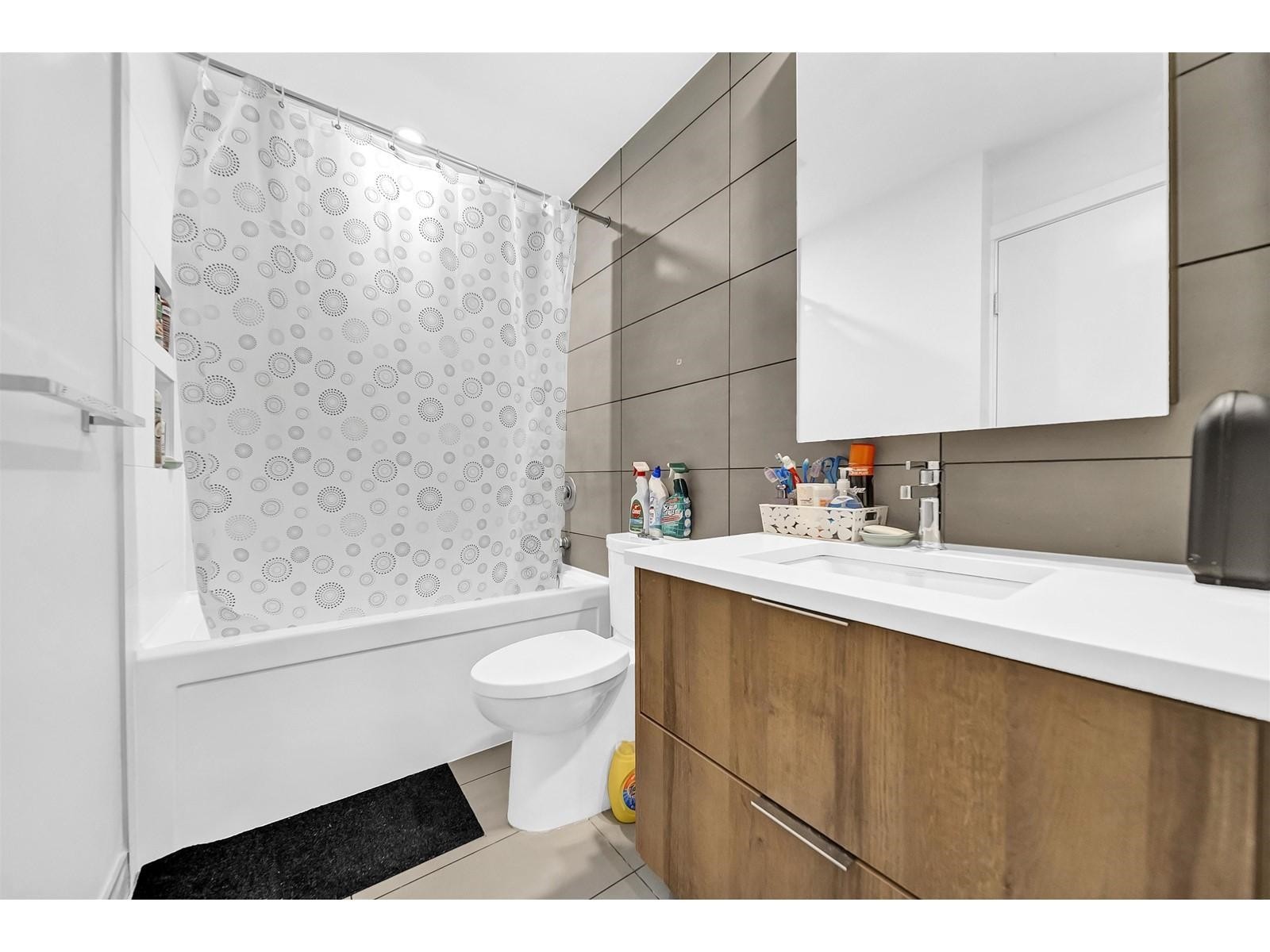 









13359


Old Yale

Road, 1408,
Surrey,




BC
V3T 0S4

