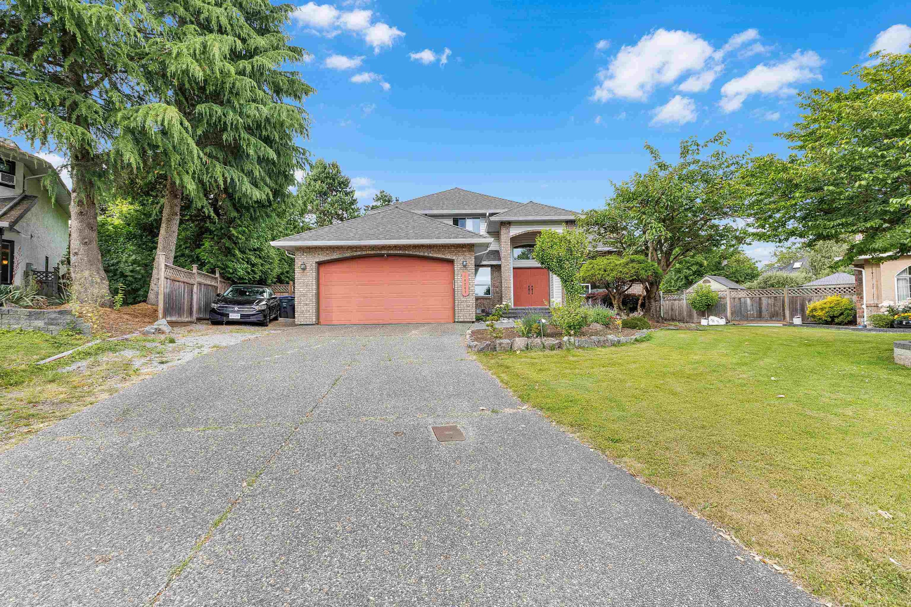 









14247


86

Avenue,
Surrey,




BC
V3W 0S6

