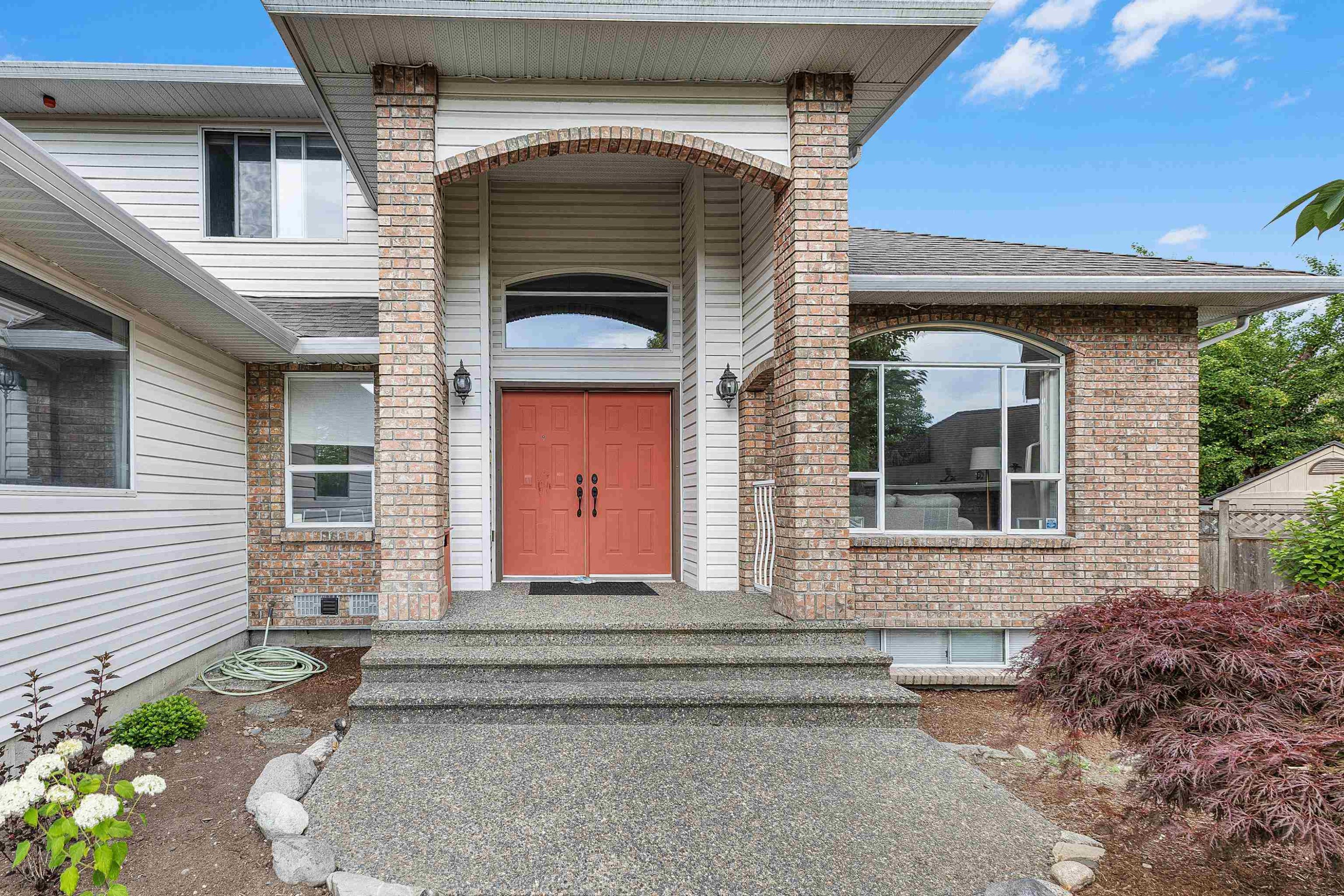 









14247


86

Avenue,
Surrey,




BC
V3W 0S6

