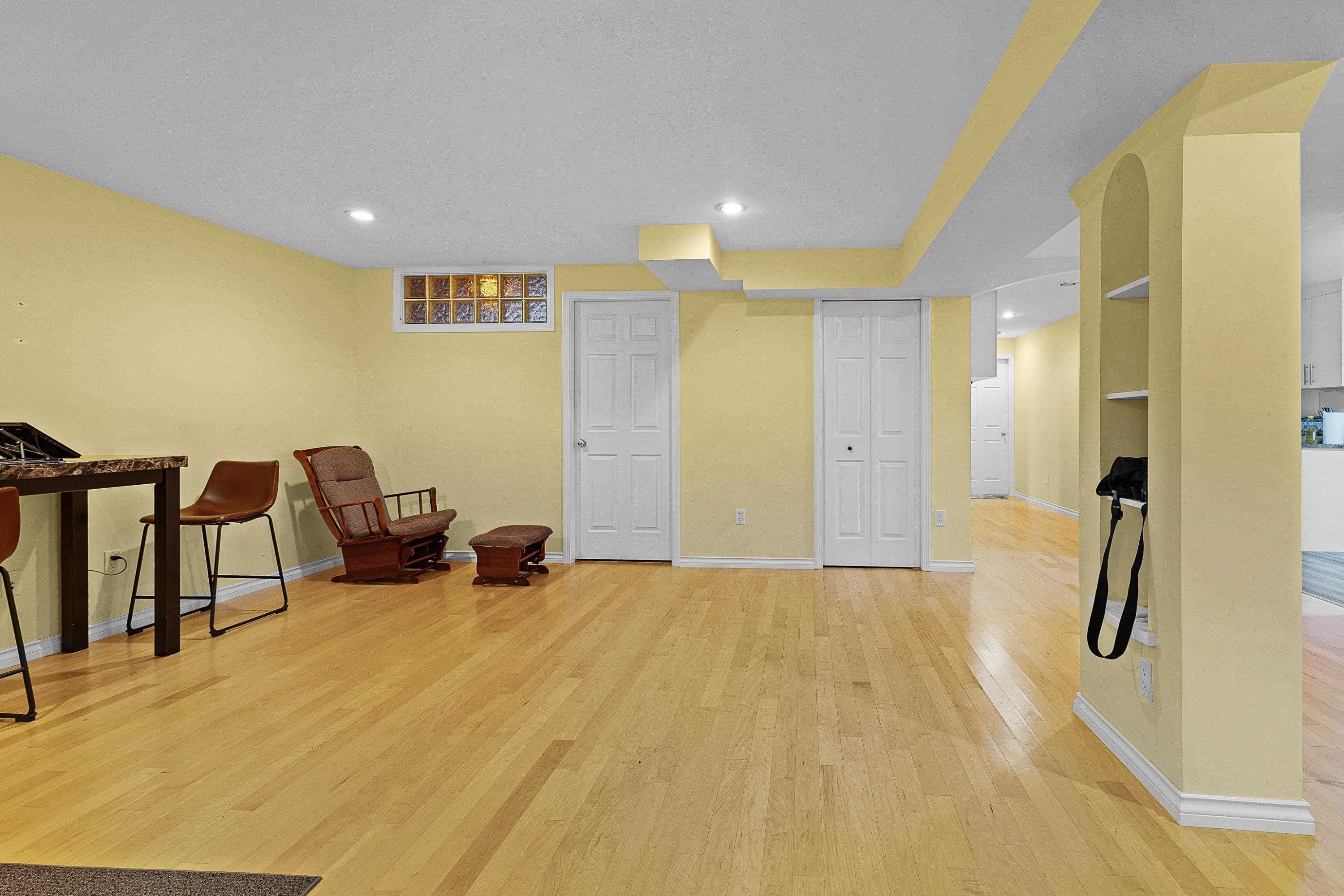 









14247


86

Avenue,
Surrey,




BC
V3W 0S6

