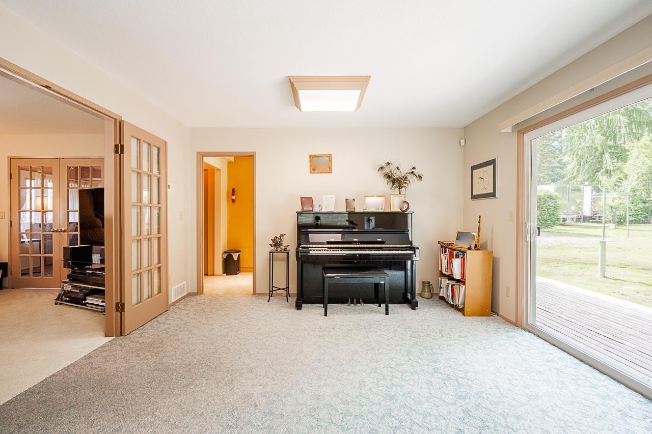 









17895


96

Avenue,
Surrey,




BC
V4N 4A9

