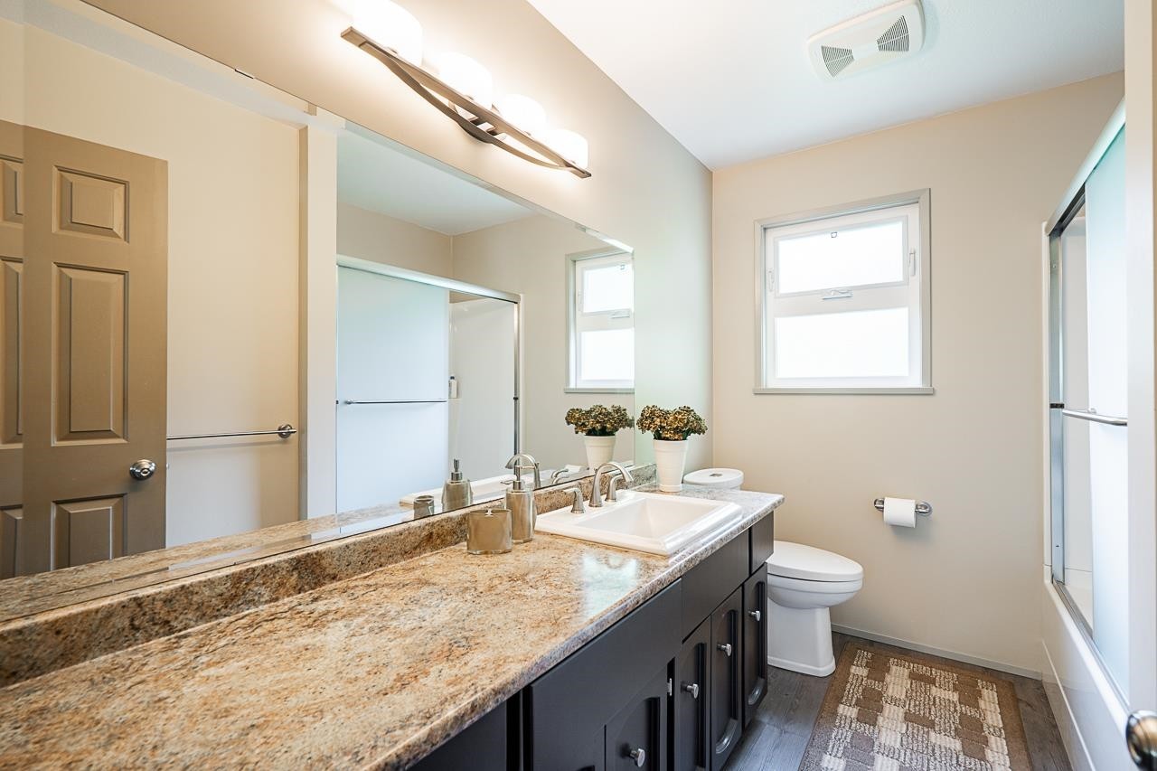 









17895


96

Avenue,
Surrey,




BC
V4N 4A9

