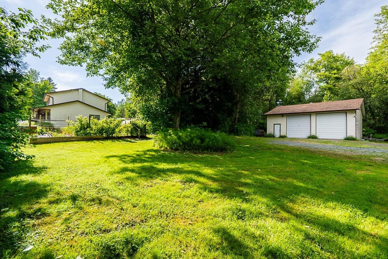 









17895


96

Avenue,
Surrey,




BC
V4N 4A9

