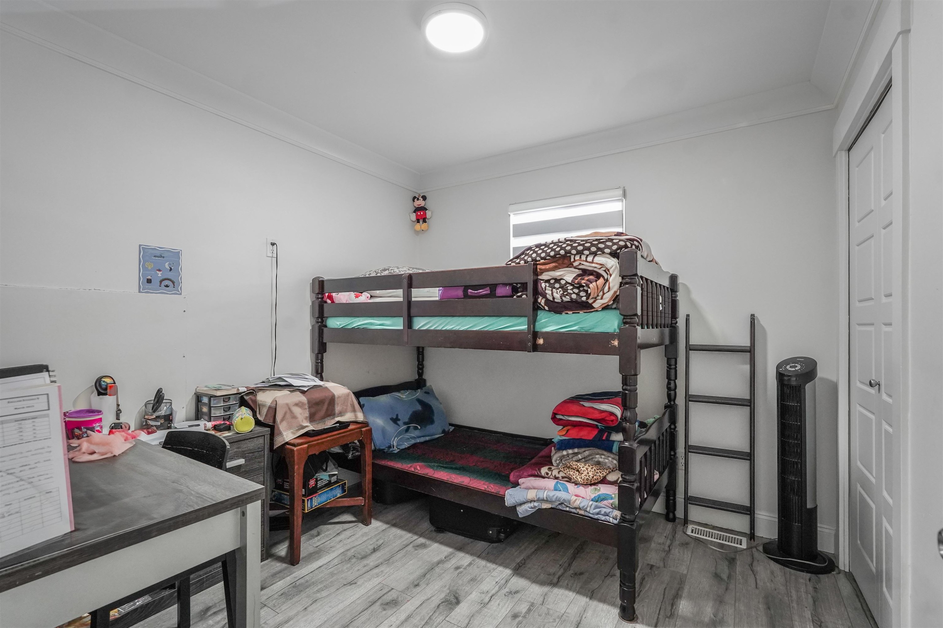 









13076


64

Avenue,
Surrey,




BC
V3W 1X7

