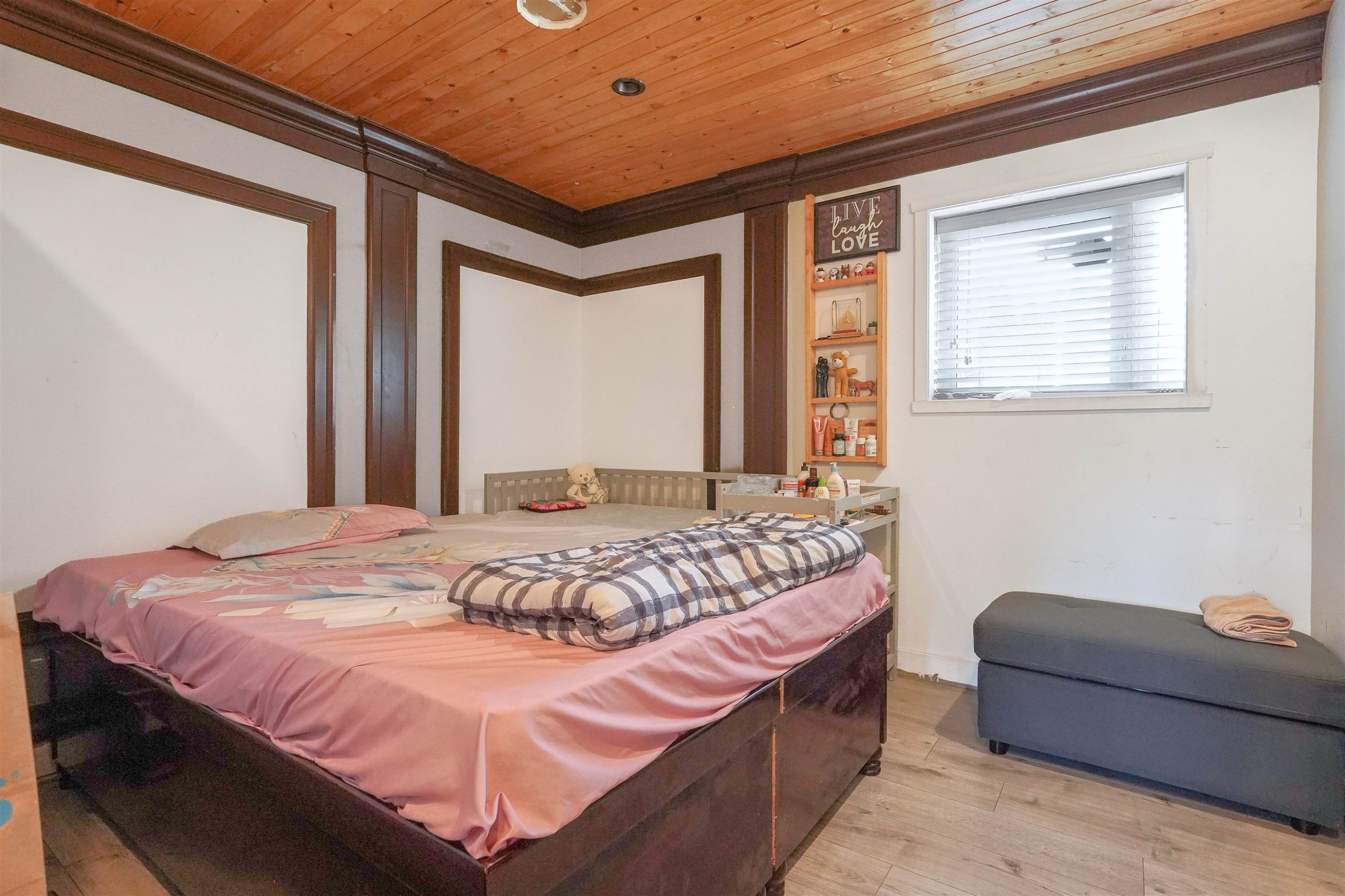 









13076


64

Avenue,
Surrey,




BC
V3W 1X7

