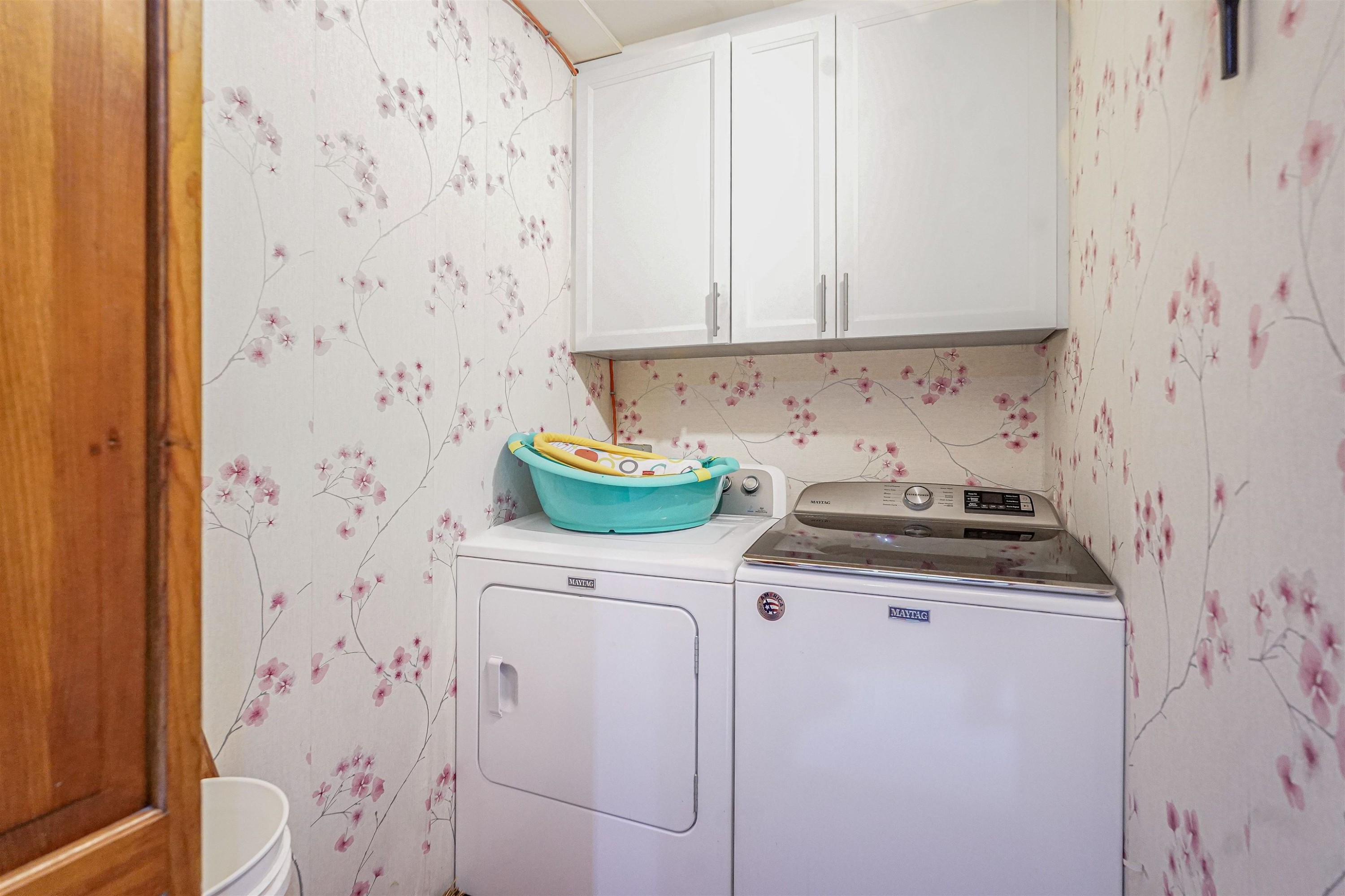 









13076


64

Avenue,
Surrey,




BC
V3W 1X7

