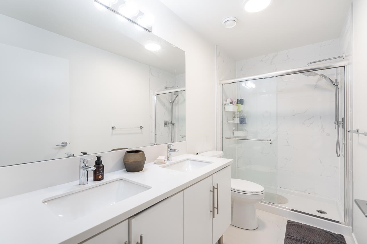 









5420


208

Street, 310,
Langley,




BC
V3A 0P8

