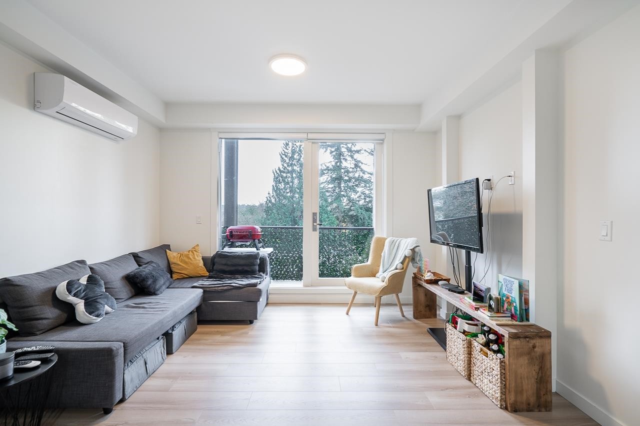 









5420


208

Street, 310,
Langley,




BC
V3A 0P8

