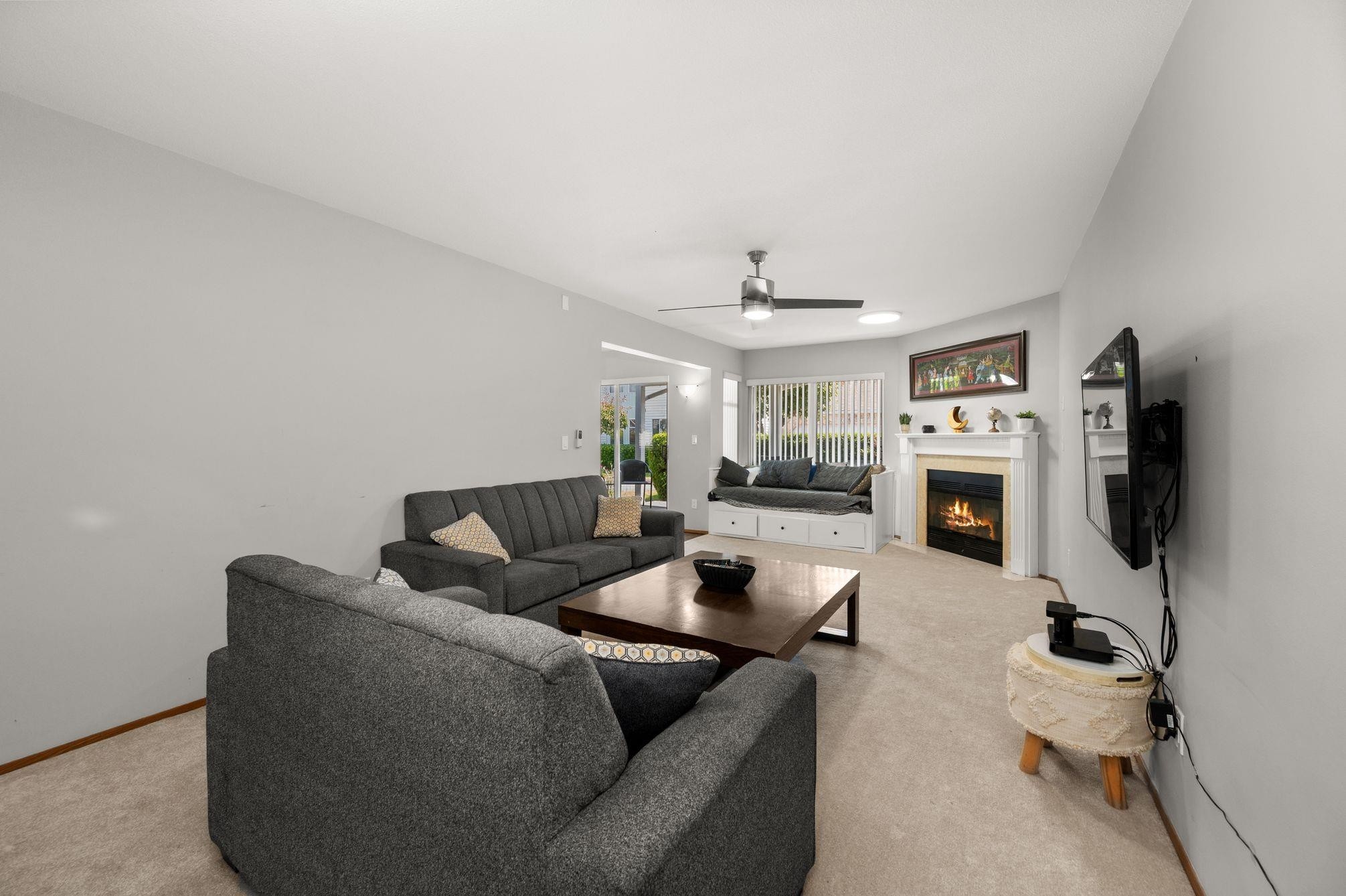 









7156


121

Street, 131,
Surrey,




BC
V3W 0J6

