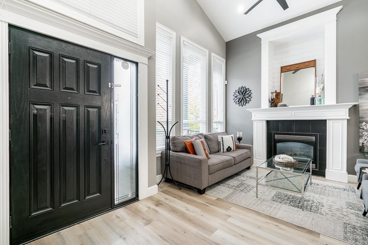 









7077


149a

Street,
Surrey,




BC
V3S 1K2

