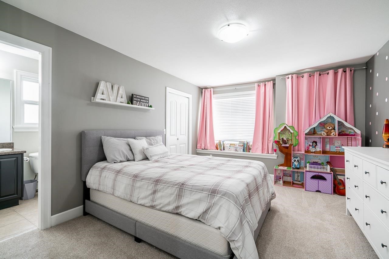 









7077


149a

Street,
Surrey,




BC
V3S 1K2

