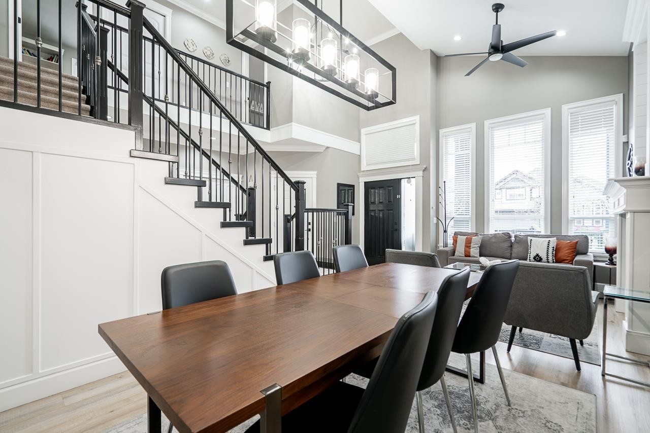 









7077


149a

Street,
Surrey,




BC
V3S 1K2

