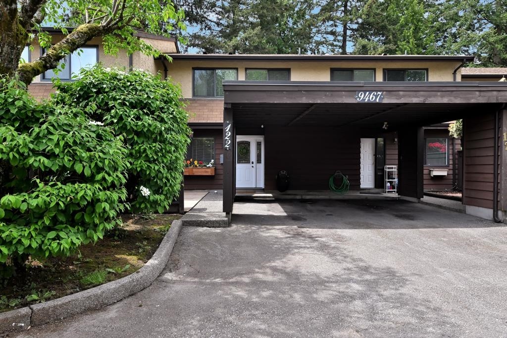 









9467


Prince Charles

Boulevard, 122,
Surrey,




BC
V3V 7G1

