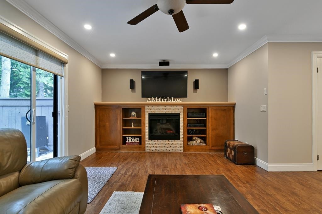 









9467


Prince Charles

Boulevard, 122,
Surrey,




BC
V3V 7G1

