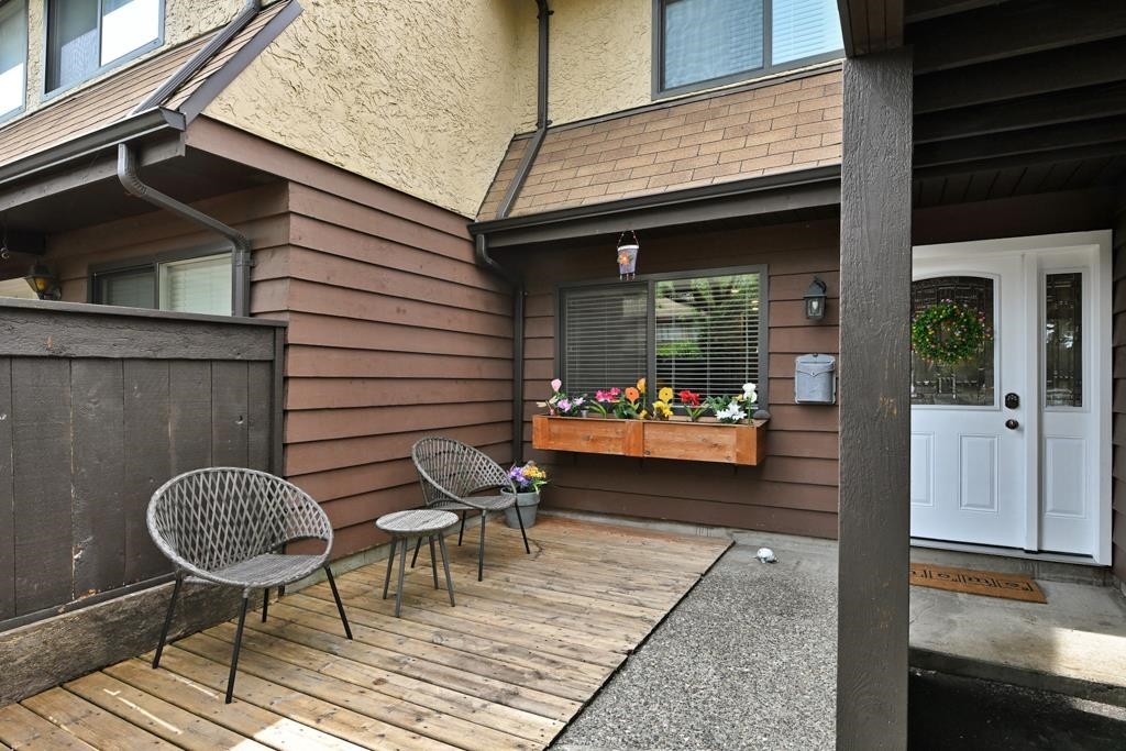 









9467


Prince Charles

Boulevard, 122,
Surrey,




BC
V3V 7G1

