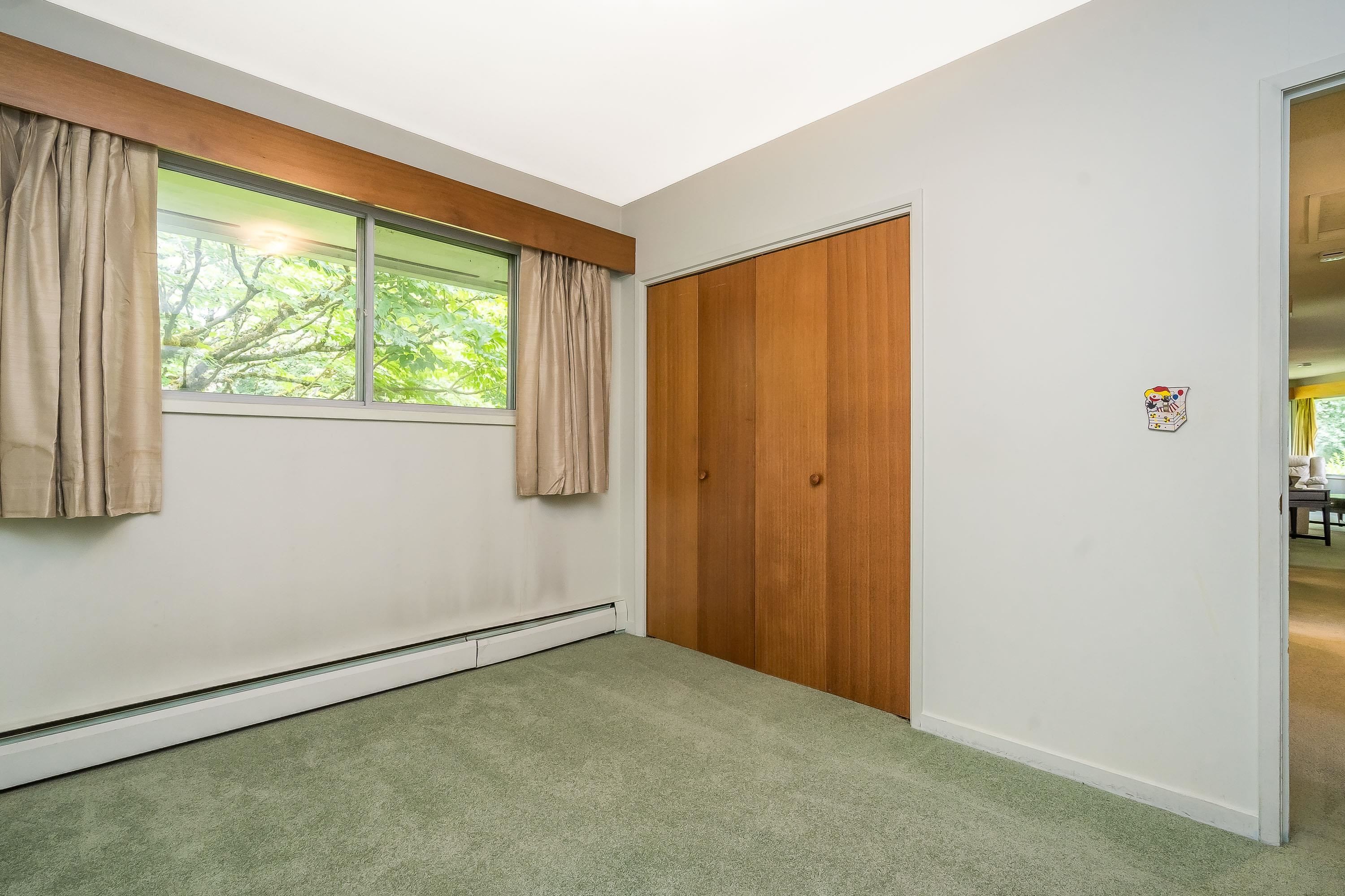 









15875


101a

Avenue,
Surrey,




BC
V4N 2N6

