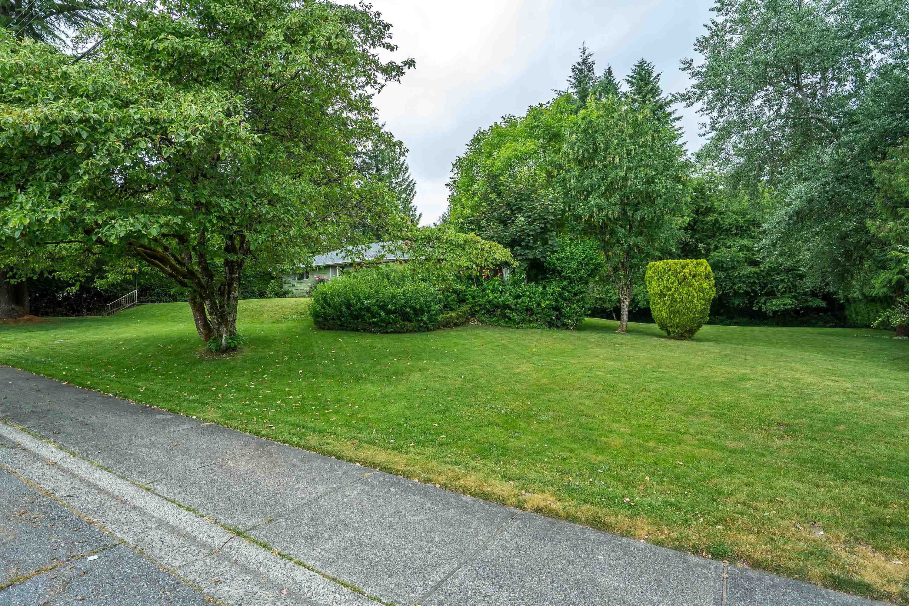 









15875


101a

Avenue,
Surrey,




BC
V4N 2N6

