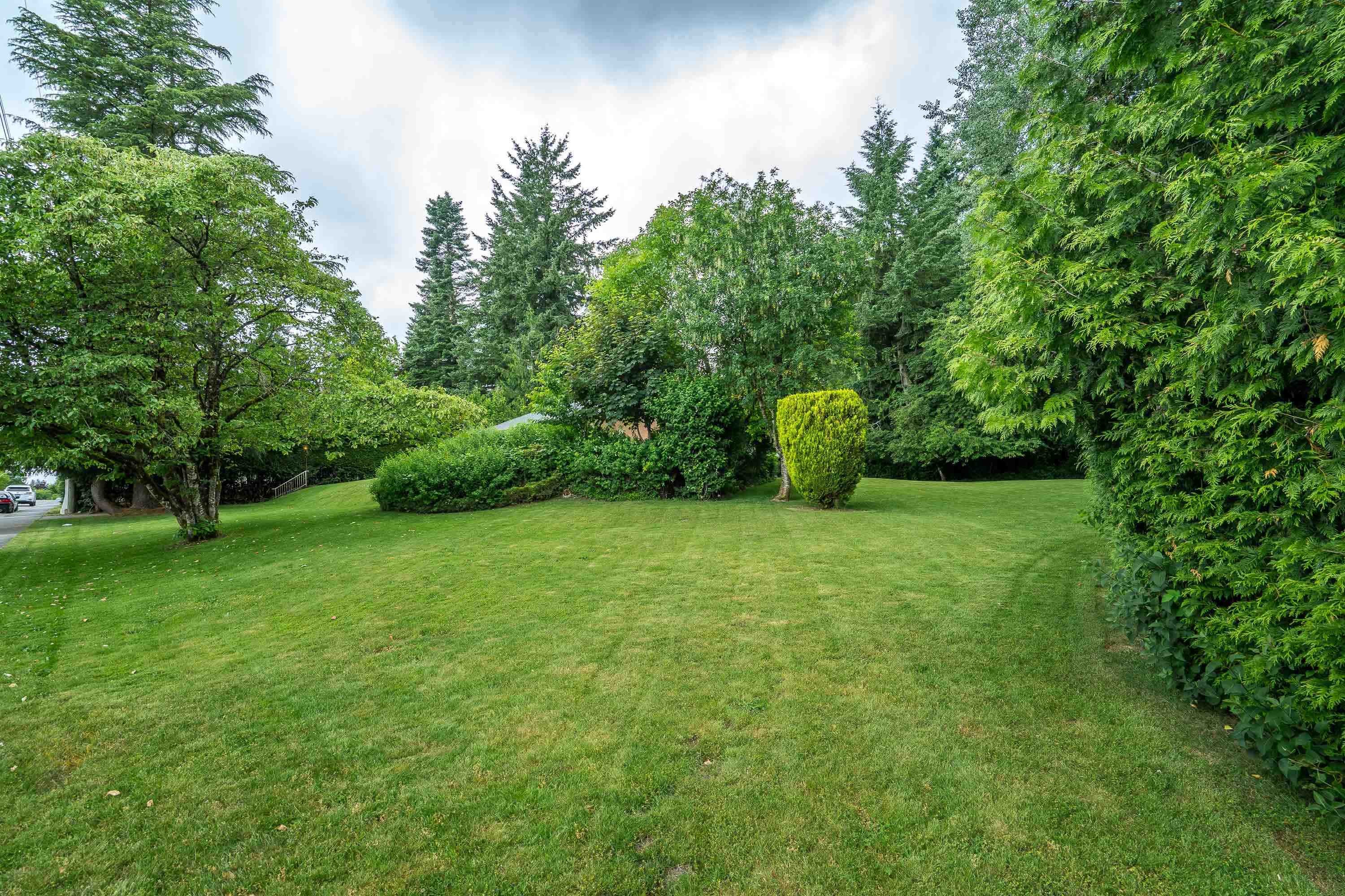 









15875


101a

Avenue,
Surrey,




BC
V4N 2N6

