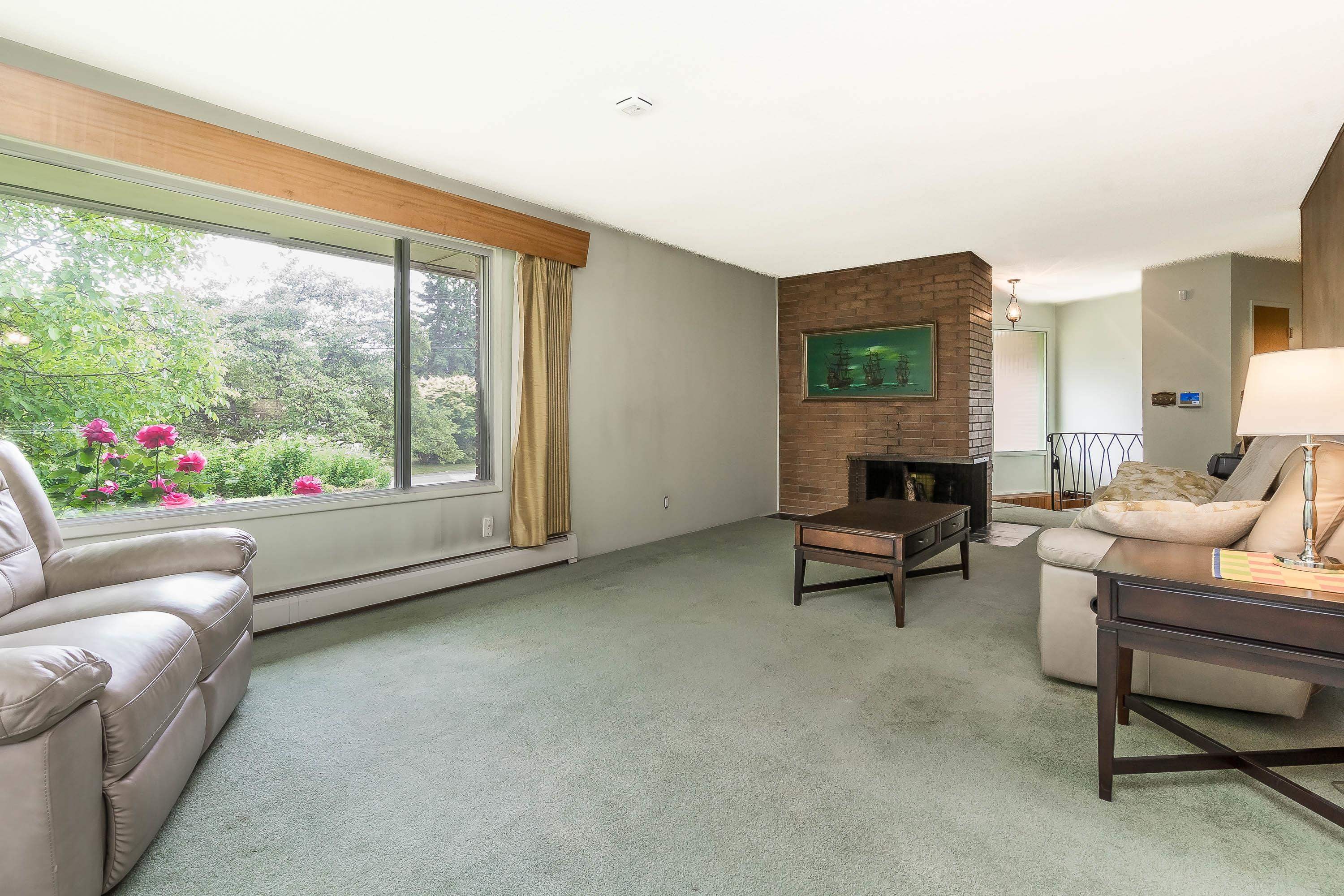









15875


101a

Avenue,
Surrey,




BC
V4N 2N6

