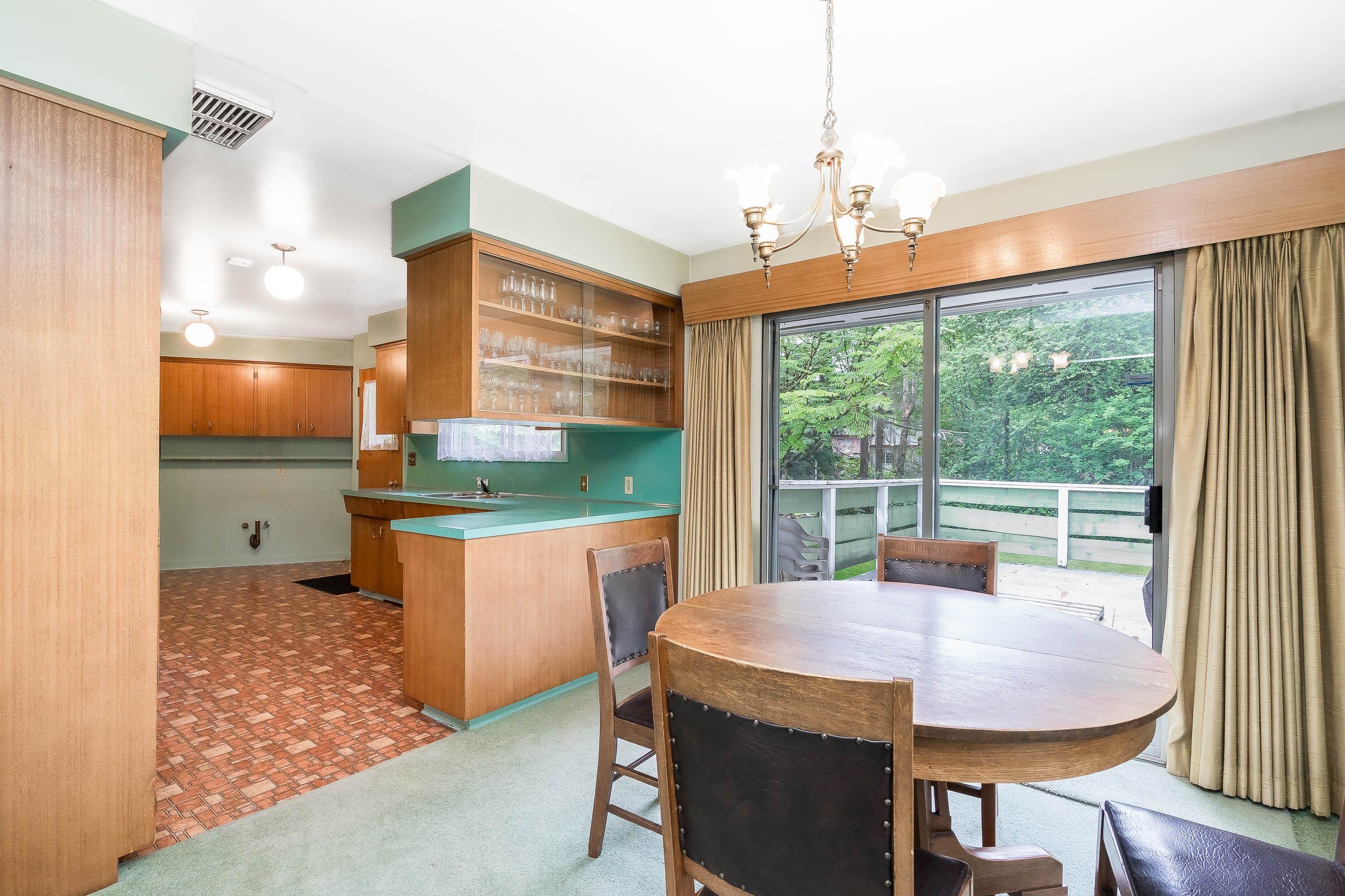 









15875


101a

Avenue,
Surrey,




BC
V4N 2N6

