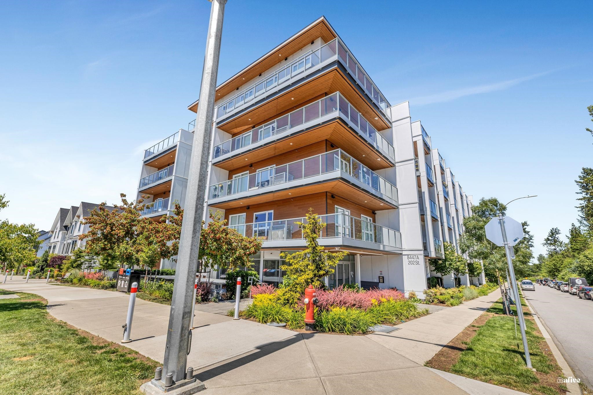 









8447


202

Street, A306,
Langley,




BC
V2Y 2B7

