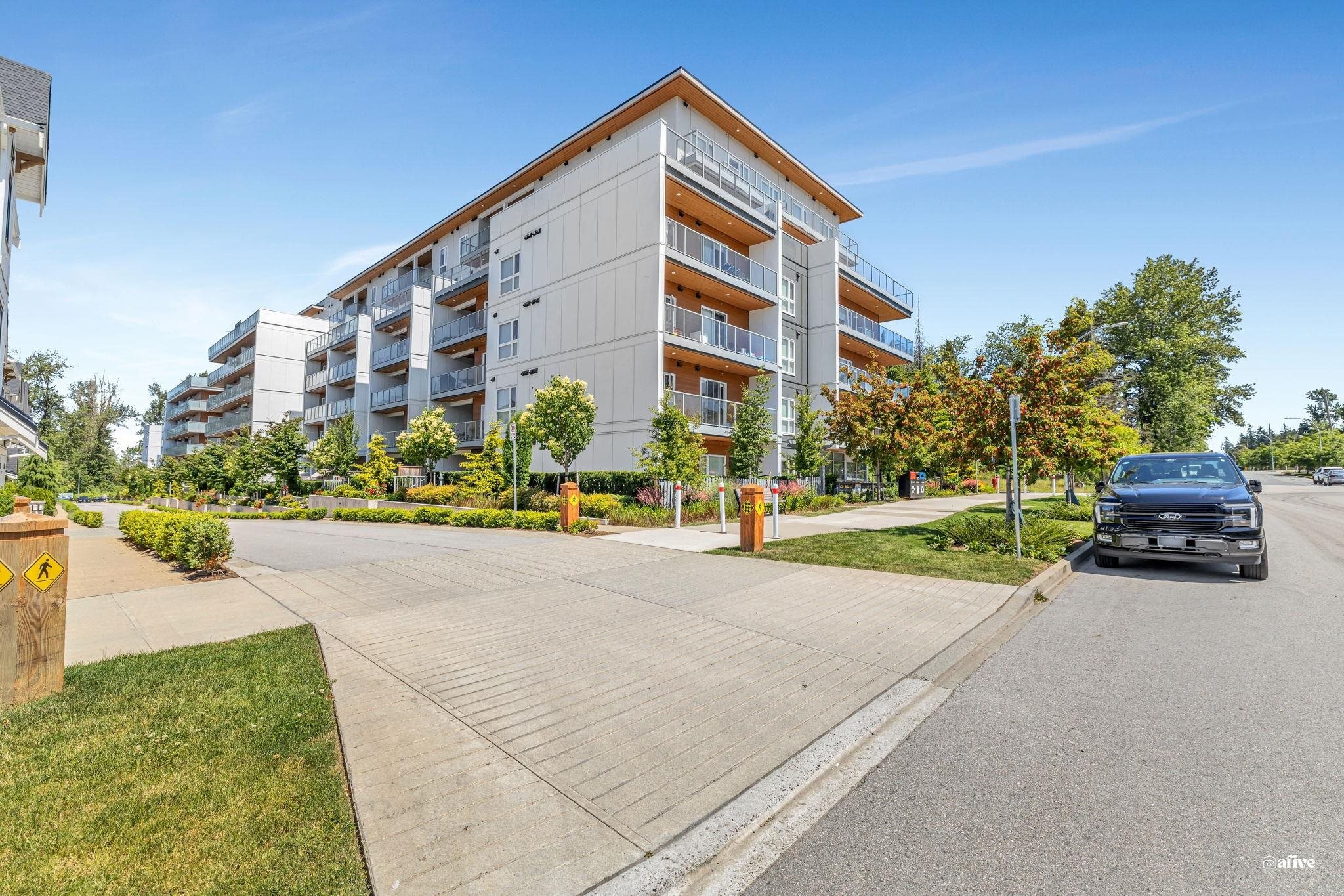 









8447


202

Street, A306,
Langley,




BC
V2Y 2B7

