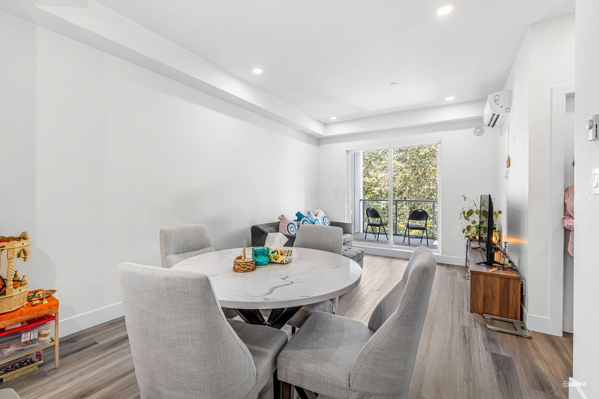 









8447


202

Street, A306,
Langley,




BC
V2Y 2B7

