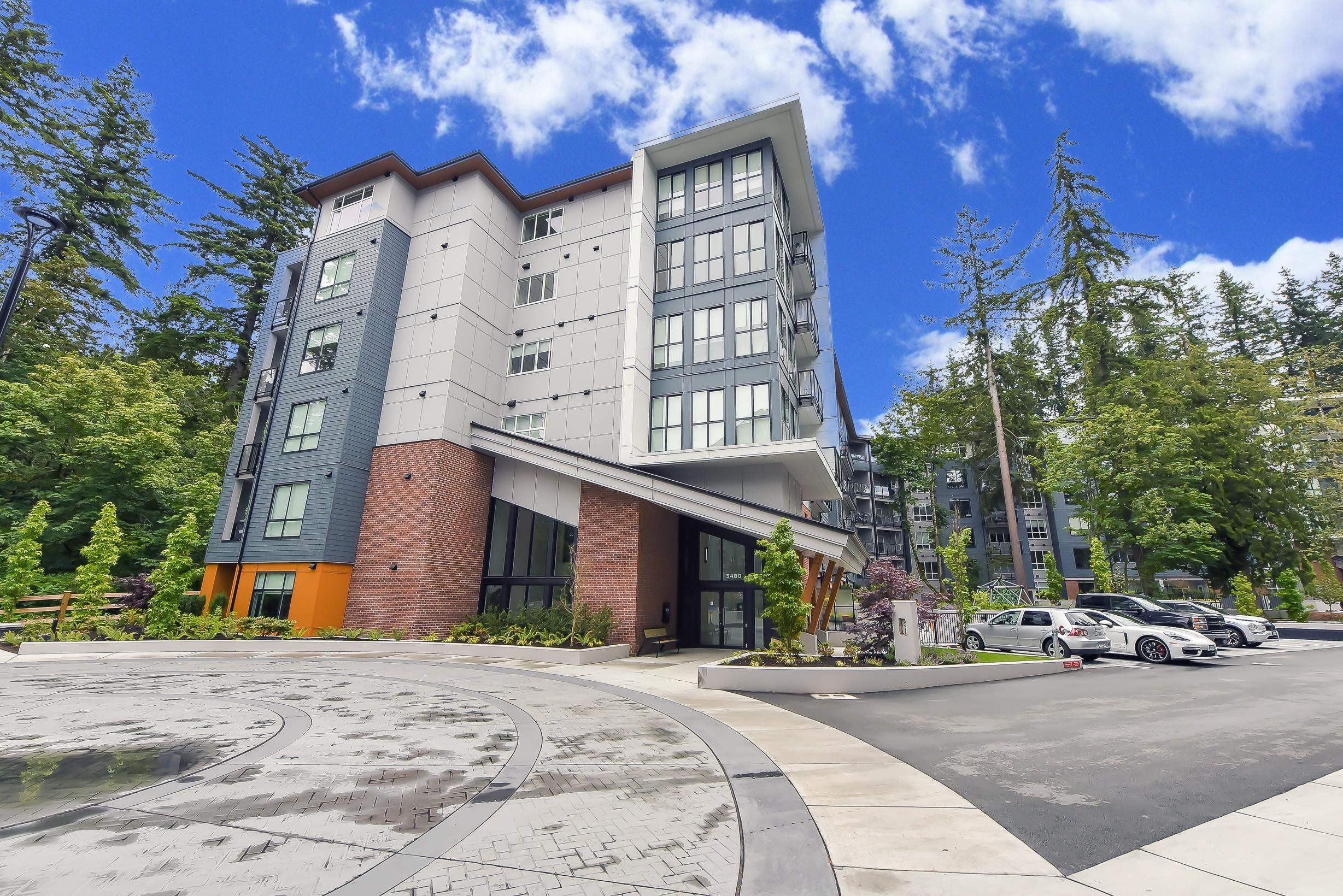 









3480


146a

Street, 522,
Surrey,




BC
V4P 0H4


