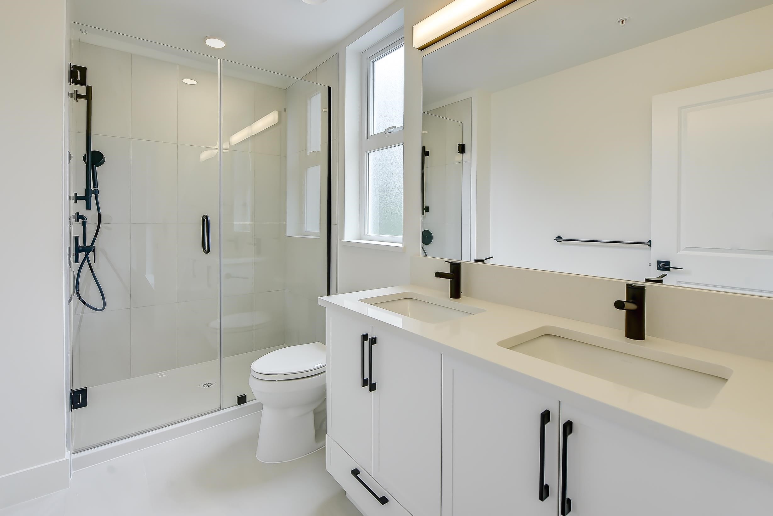 









3480


146a

Street, 522,
Surrey,




BC
V4P 0H4

