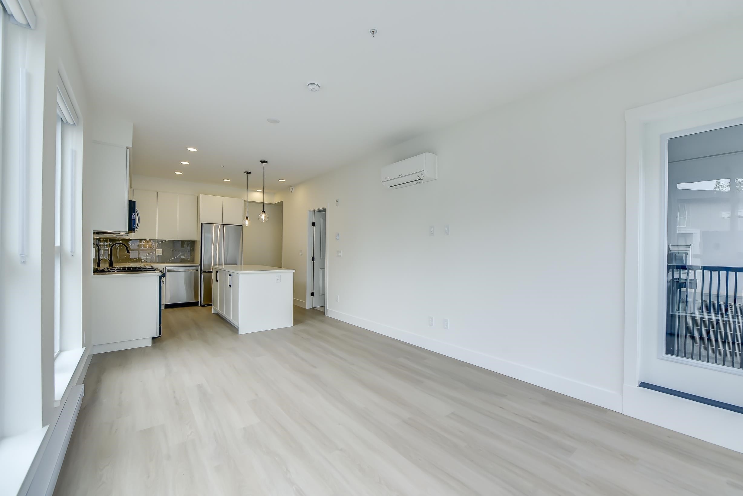 









3480


146a

Street, 522,
Surrey,




BC
V4P 0H4

