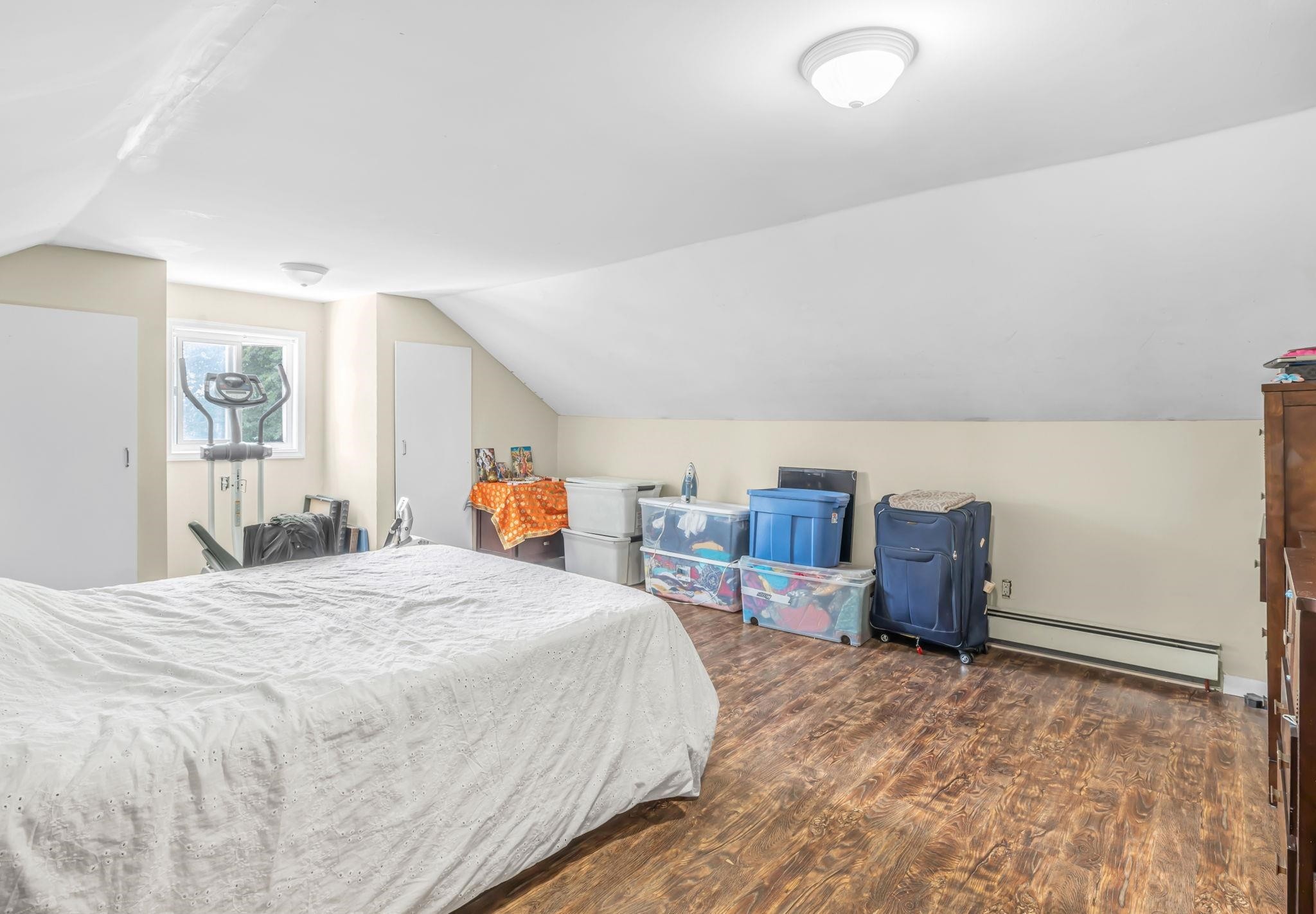 









13906


68

Avenue,
Surrey,




BC
V3W 2H1

