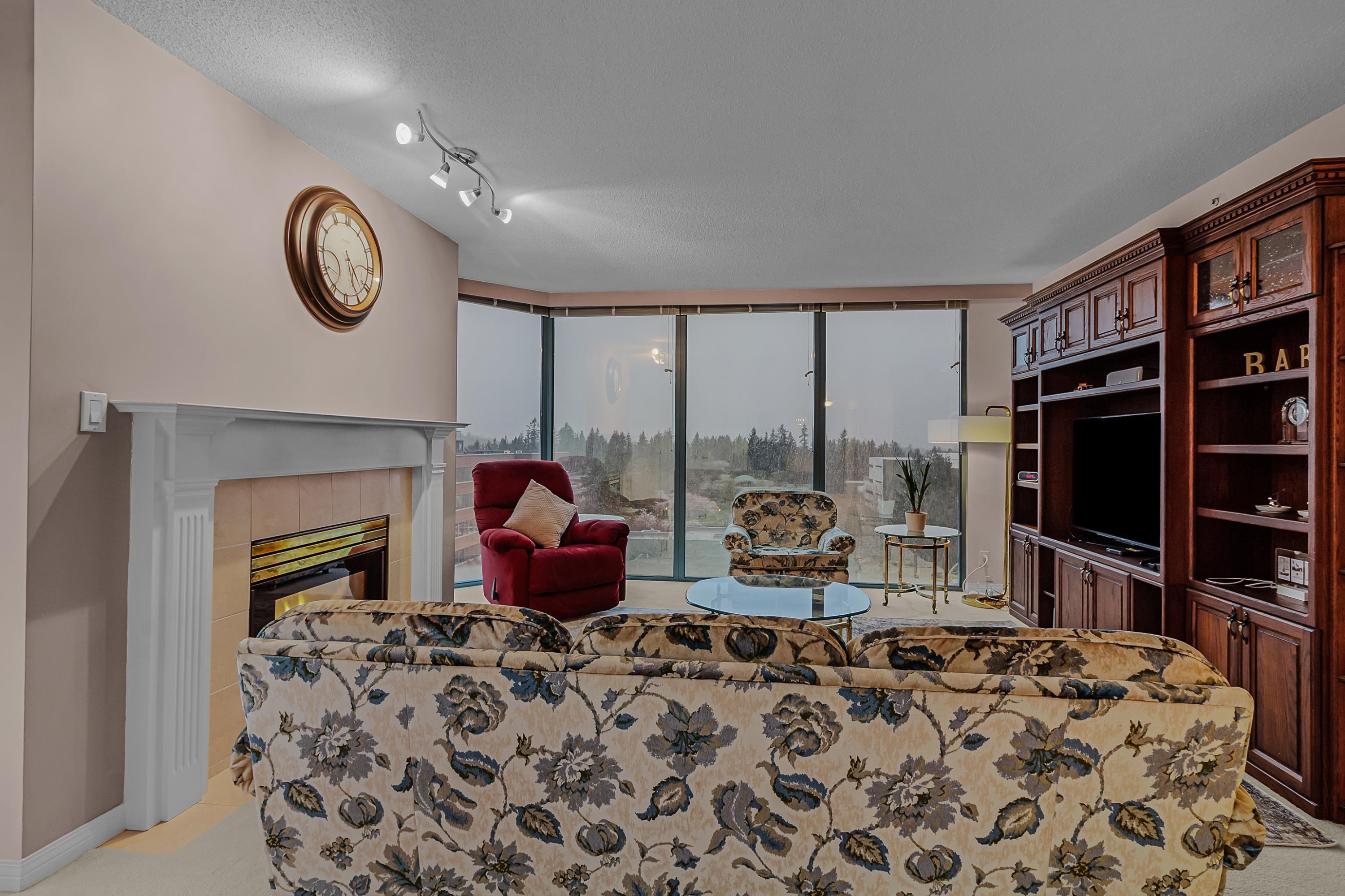 









32330


South Fraser

Way, 901,
Abbotsford,




BC
V2T 1X1

