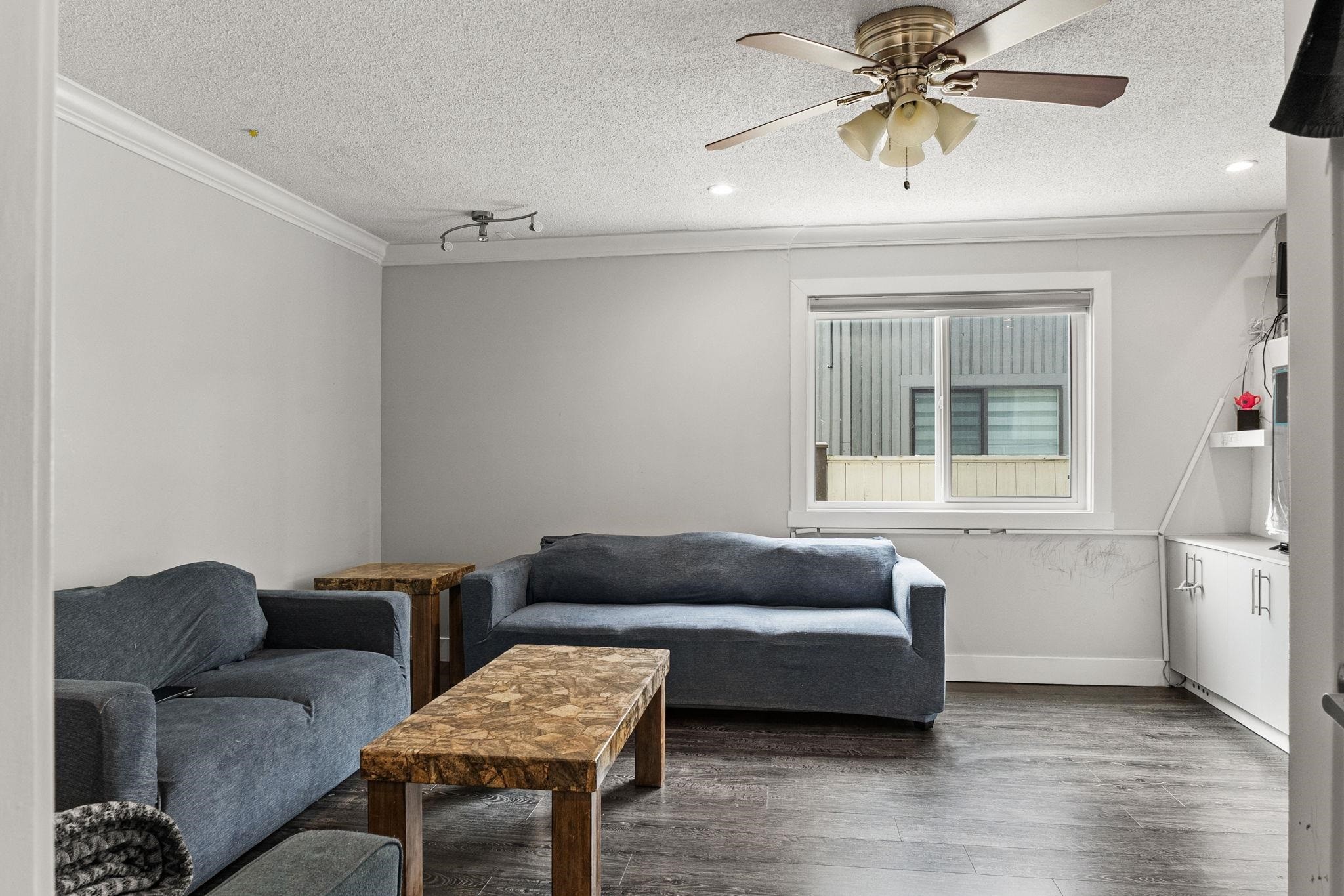









15042


85a

Avenue,
Surrey,




BC
V3S 6A5

