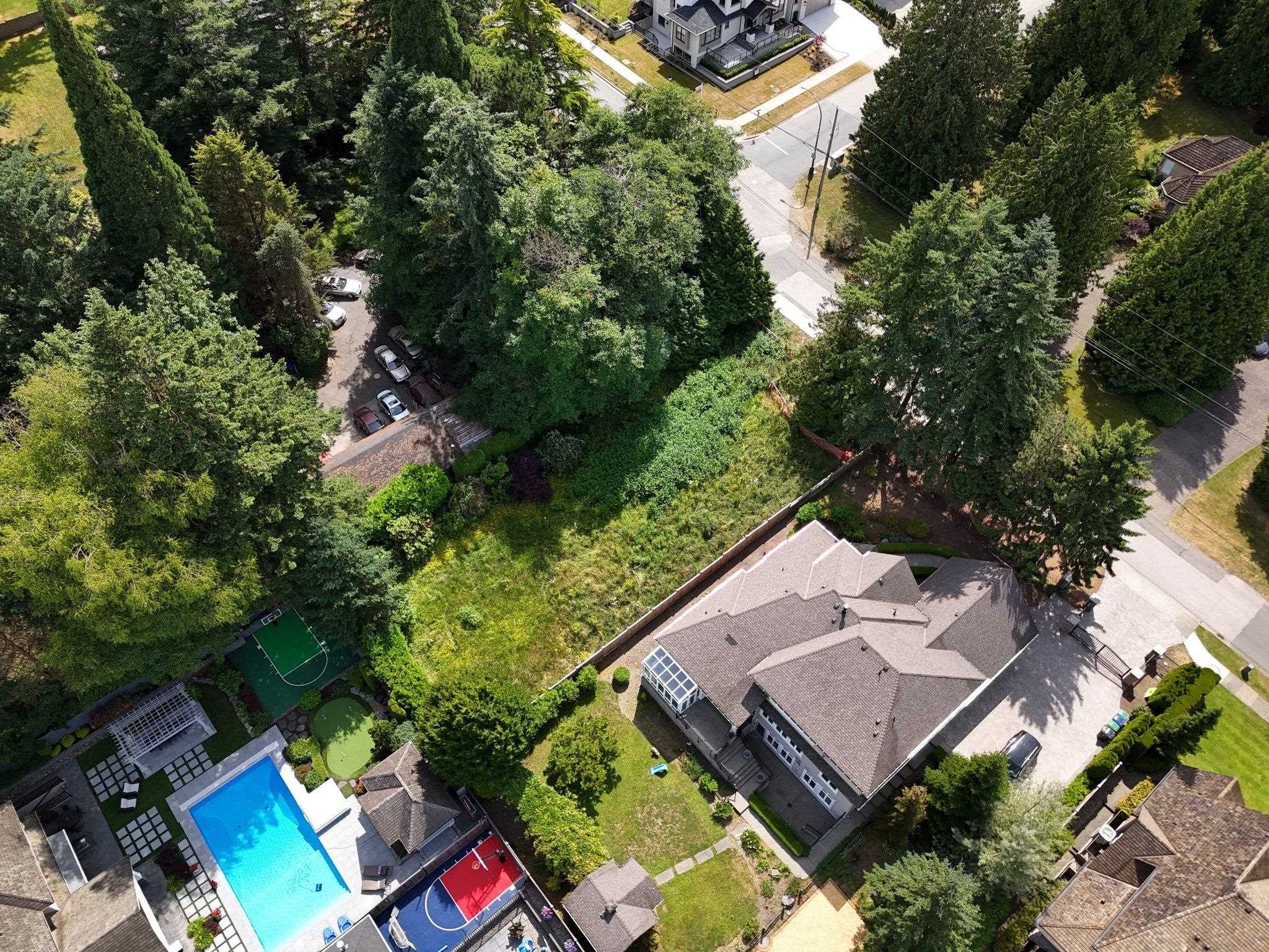 









3862


156

Street,
White Rock,







BC
V3Z 0G7

