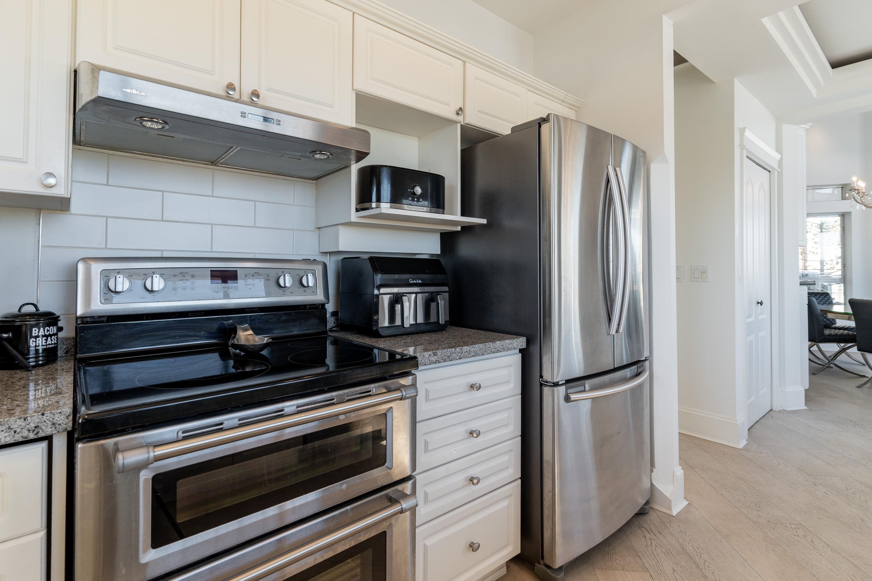 









20448


Park

Avenue, 401,
Langley,




BC
V3A 4N3

