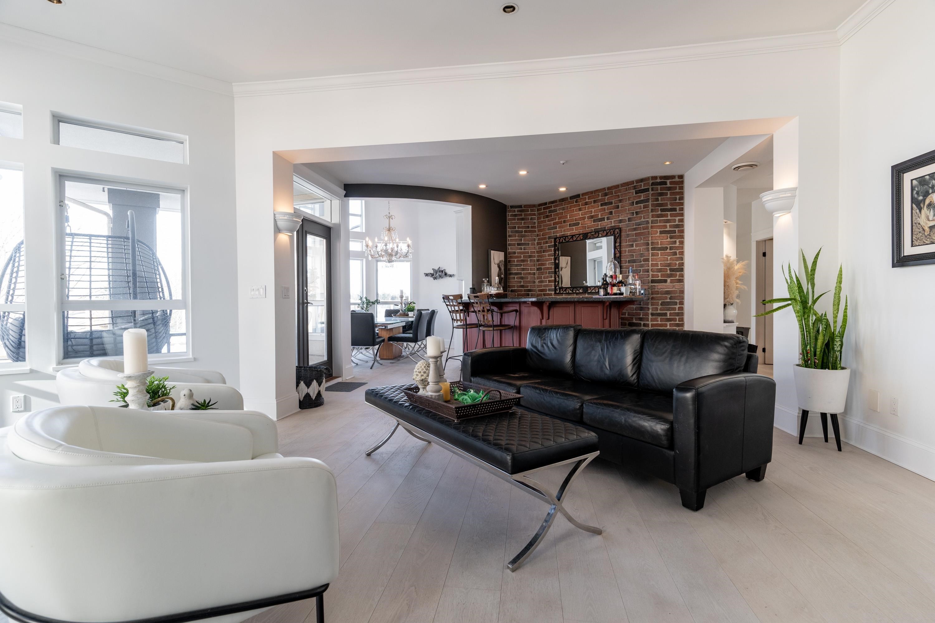 









20448


Park

Avenue, 401,
Langley,




BC
V3A 4N3

