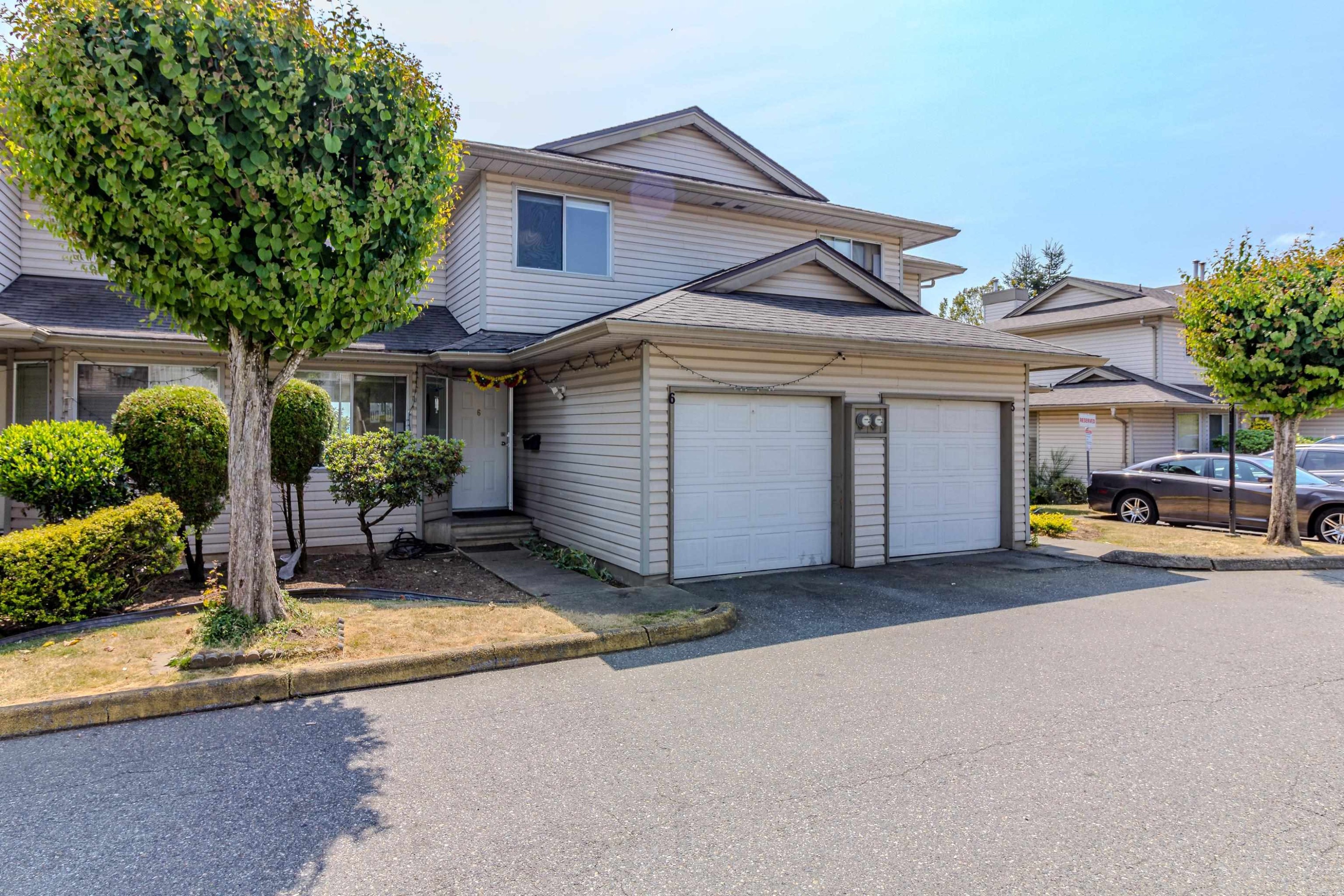 









3070


Townline

Road, 6,
Abbotsford,




BC
V2T 5M2

