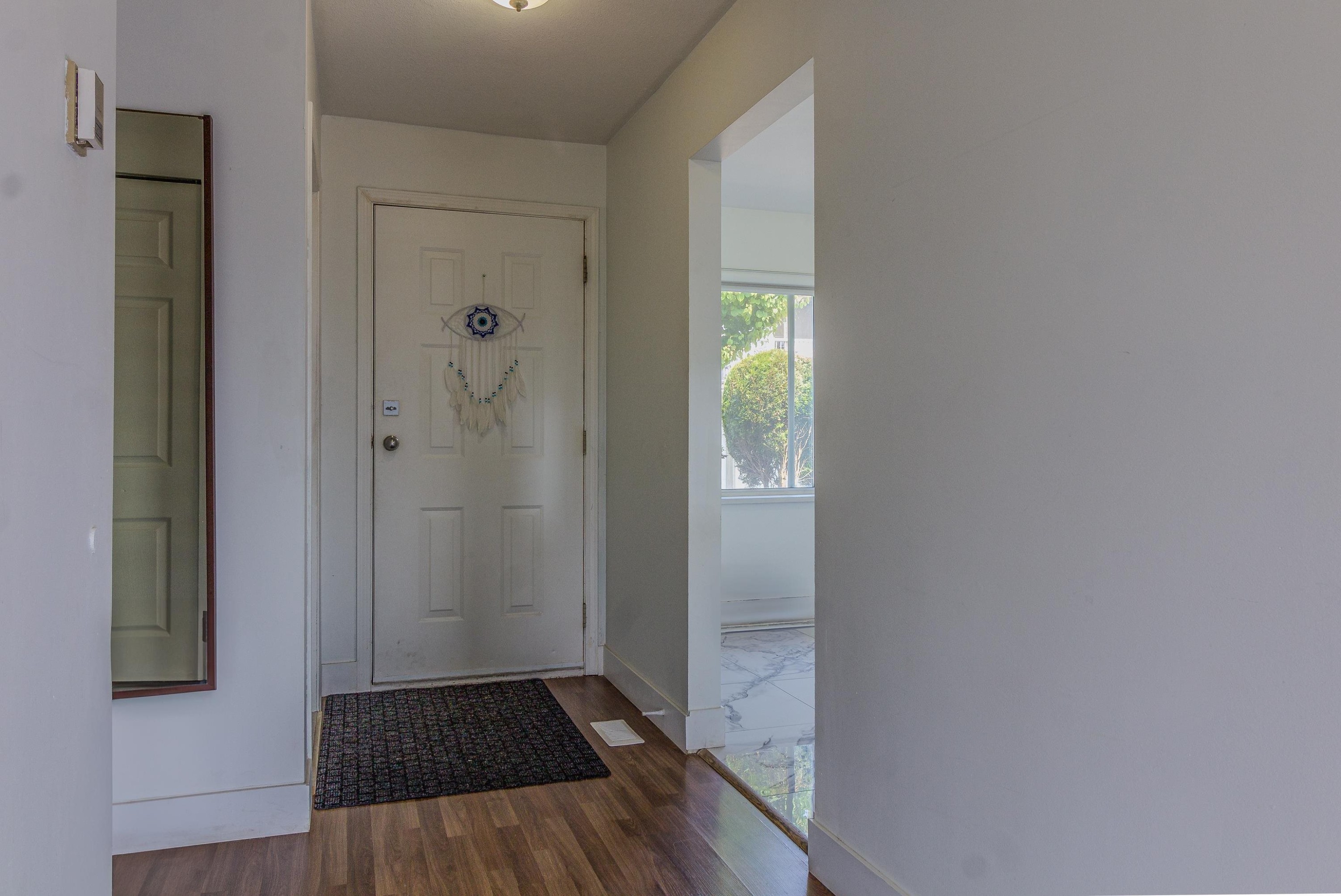 









3070


Townline

Road, 6,
Abbotsford,




BC
V2T 5M2

