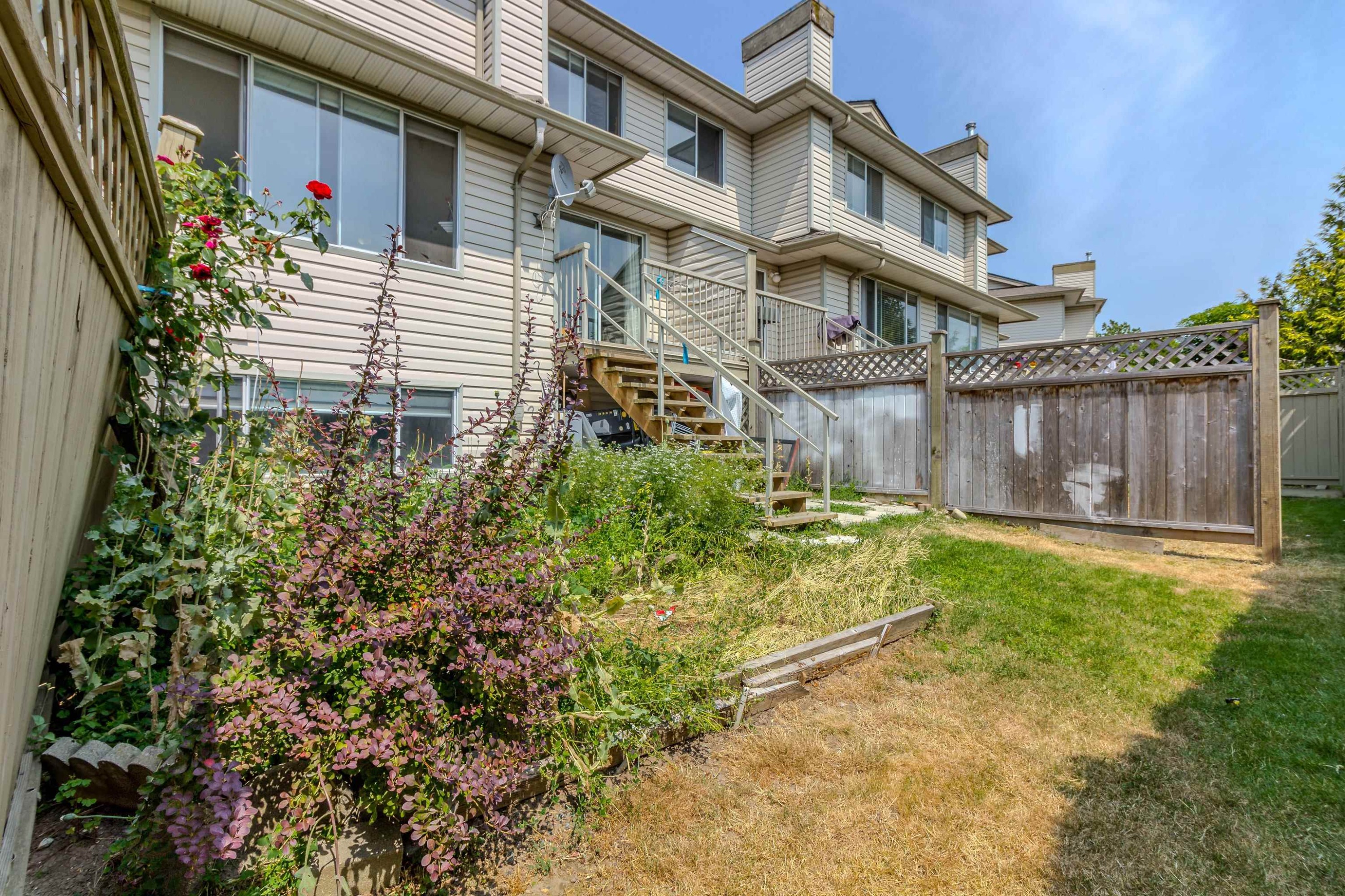 









3070


Townline

Road, 6,
Abbotsford,




BC
V2T 5M2

